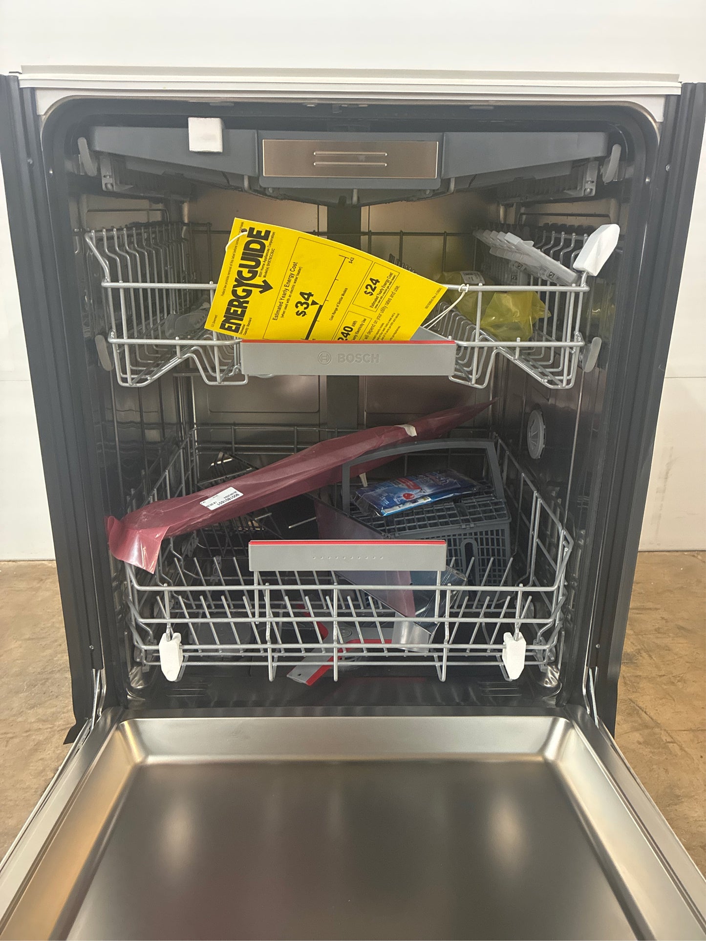Bosch 24-in Smart Dishwasher, 42-dBA