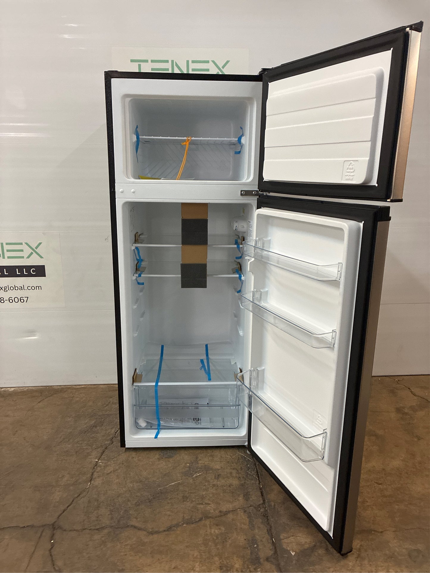7.1 cu. ft. Top Freezer Refrigerator in SS Look