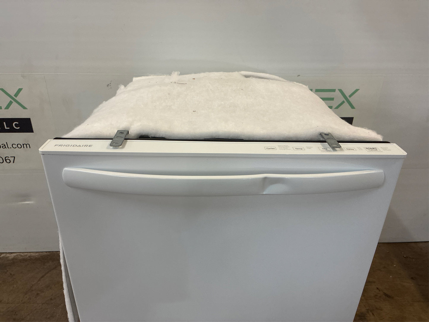 24 in Top Control Tall Tub Dishwasher, White