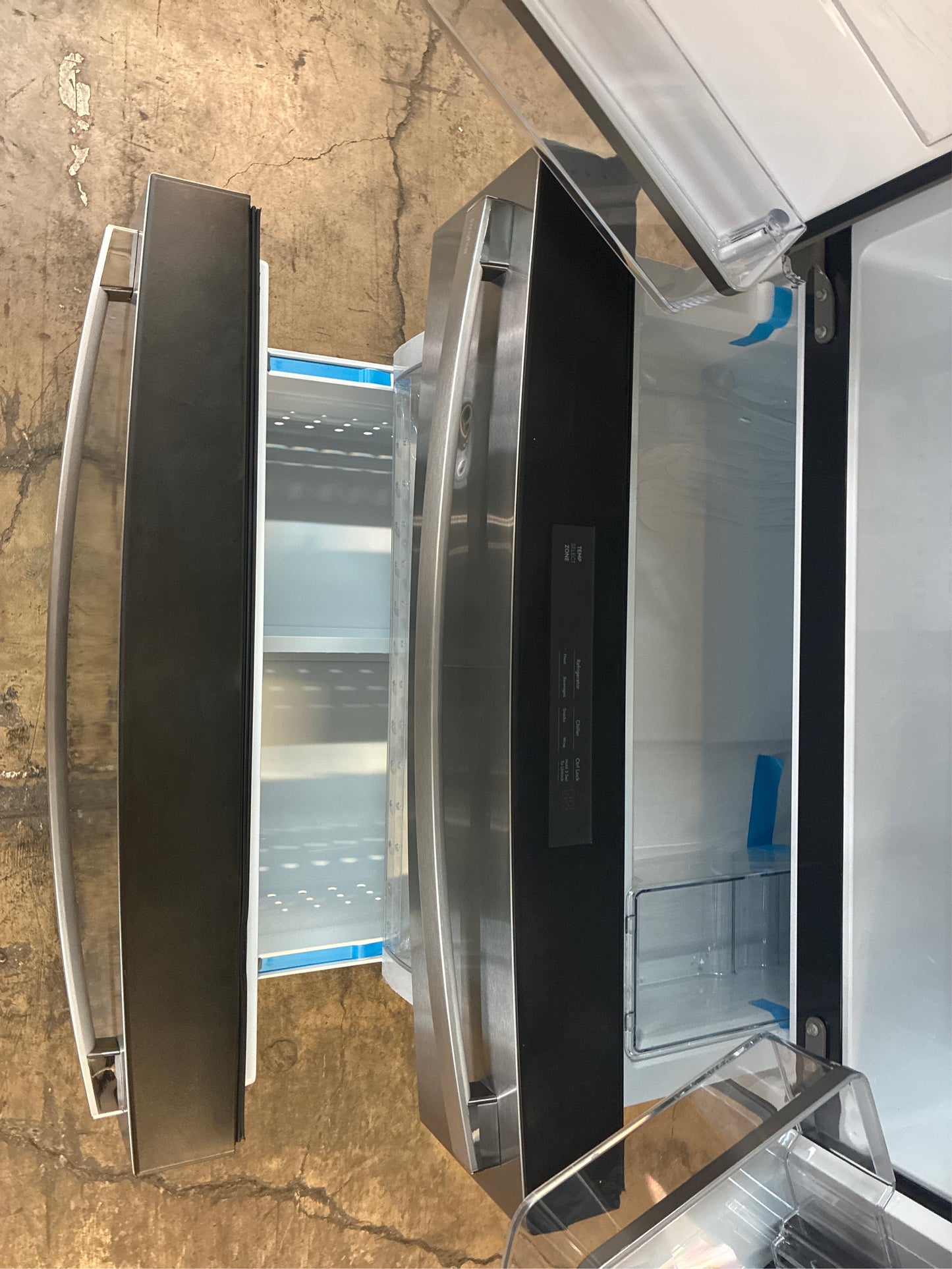 GE 27.9-cu ft Smart French Door Refrigerator