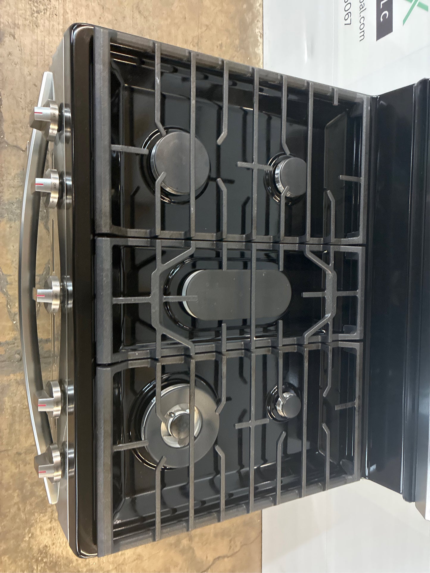 Samsung 30" Gas Range, 6.0-cu ft, Air Fry