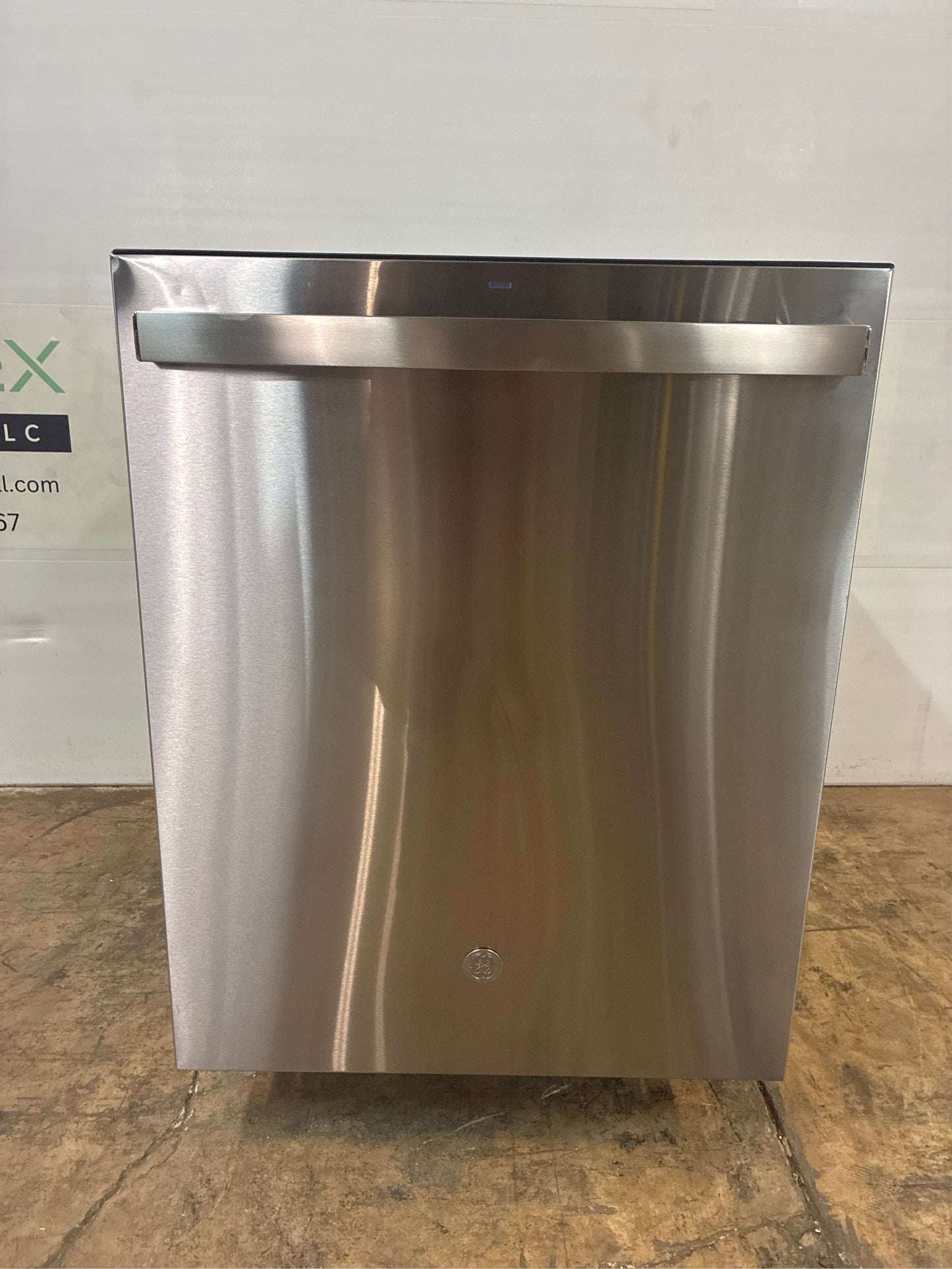 GE 24" Top Control Dishwasher, 47-dBA Quiet