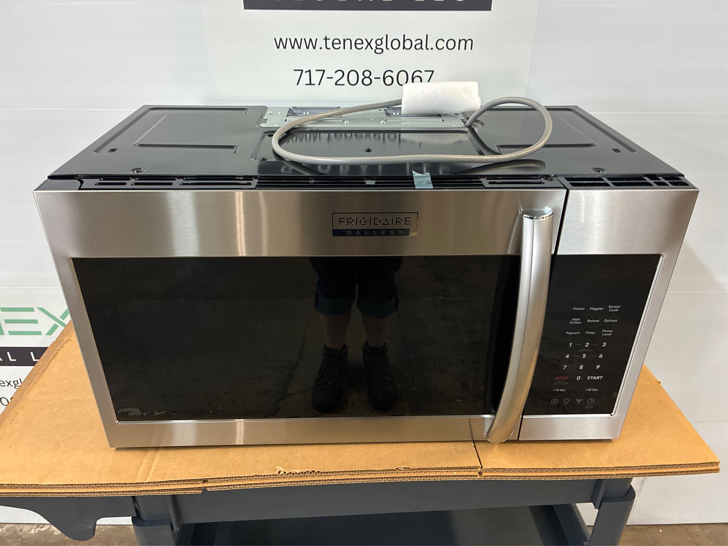 1.9 cu. ft. Microwave, Smudge-Proof Steel
