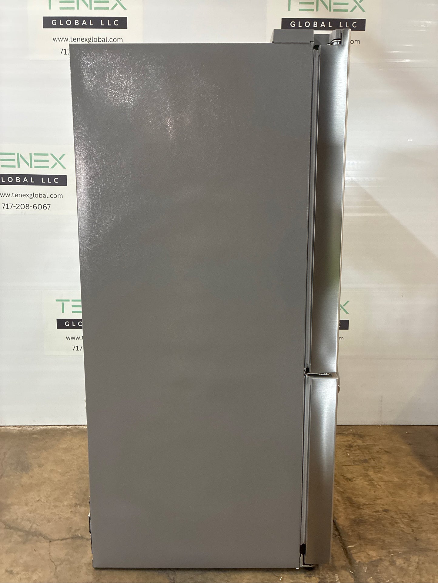 27.8 cu. ft. French Door Refrigerator in SS