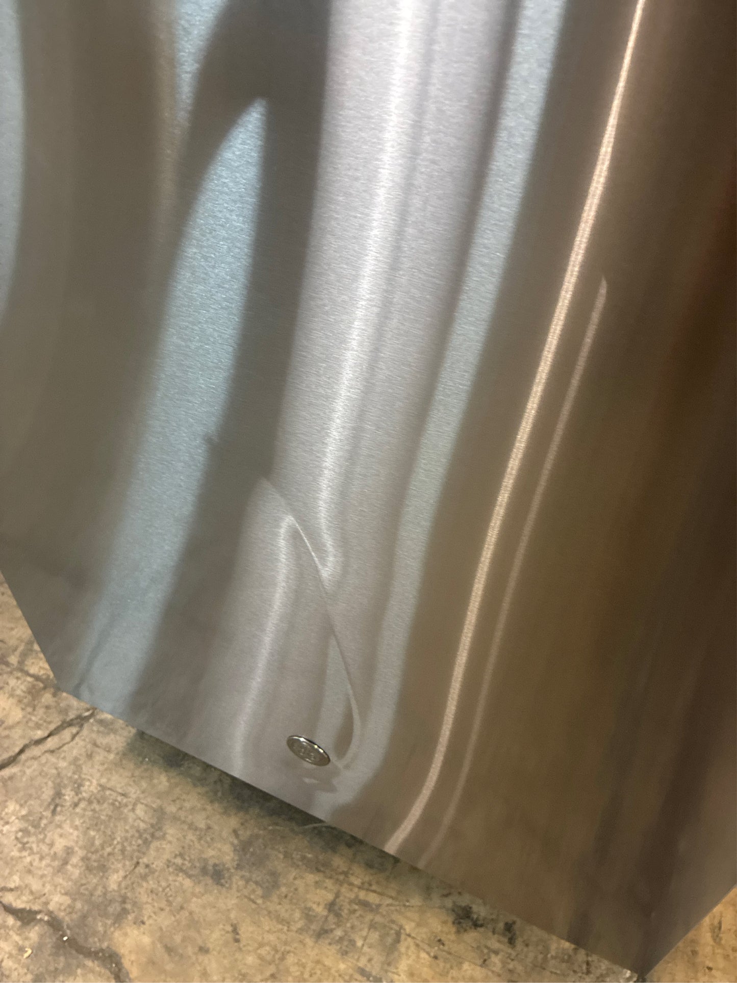GE 24" Top Control Dishwasher, 47-dBA Quiet