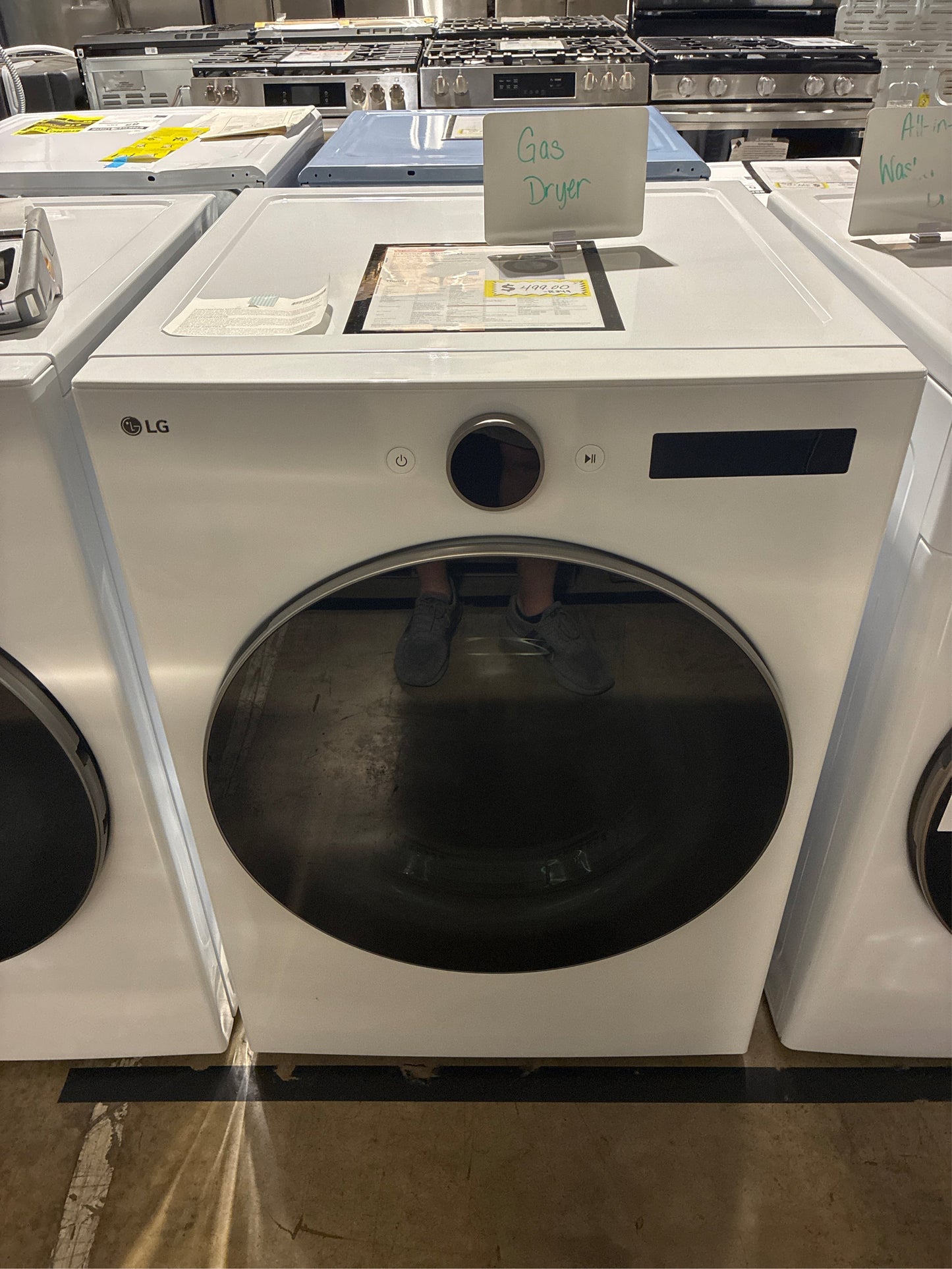 LG 7.4 cu. ft. Vented Stackable SMART Gas Dryer