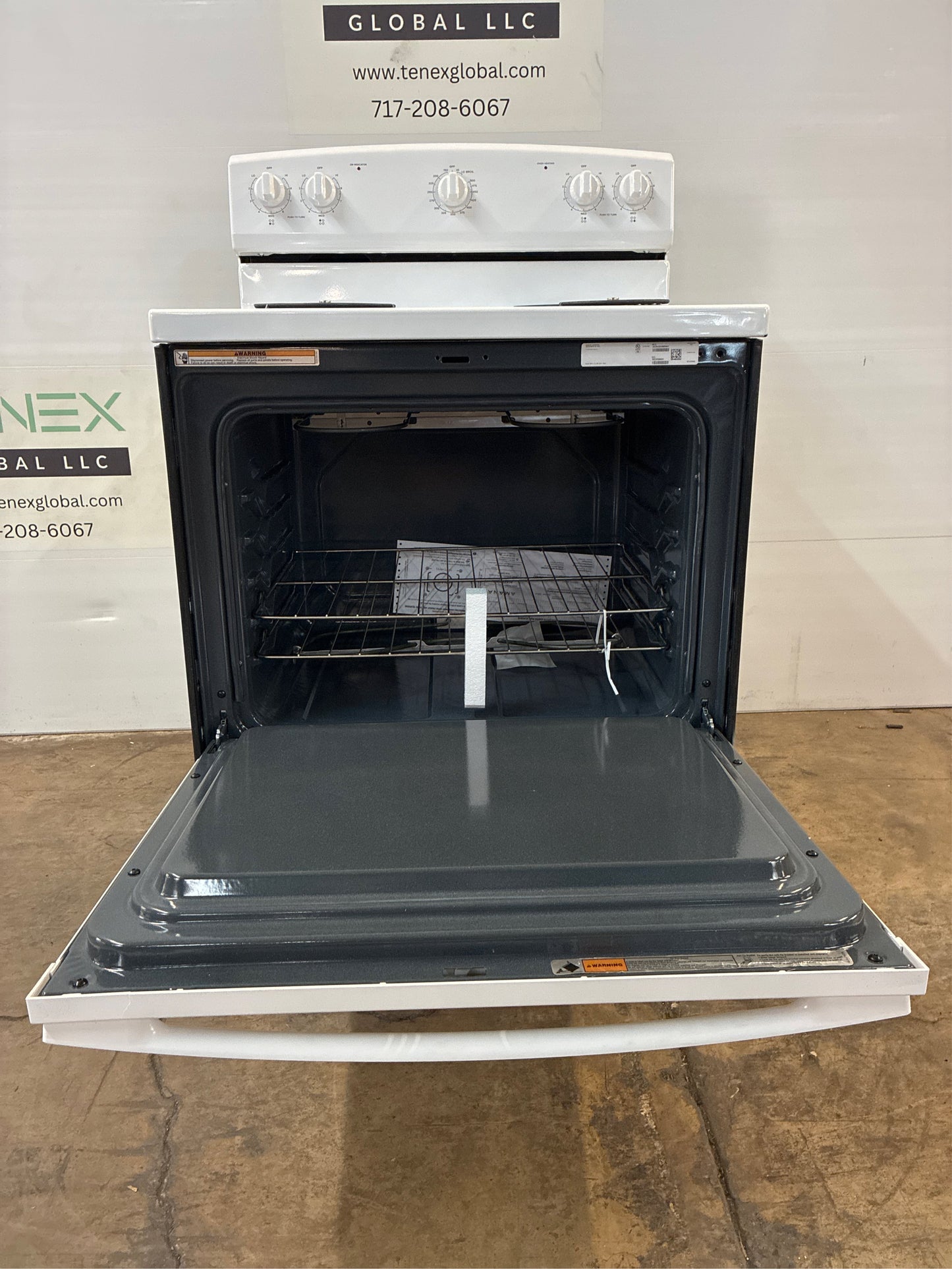 Amana 30 in. 4 Burner Electric Range, White, Glass Door