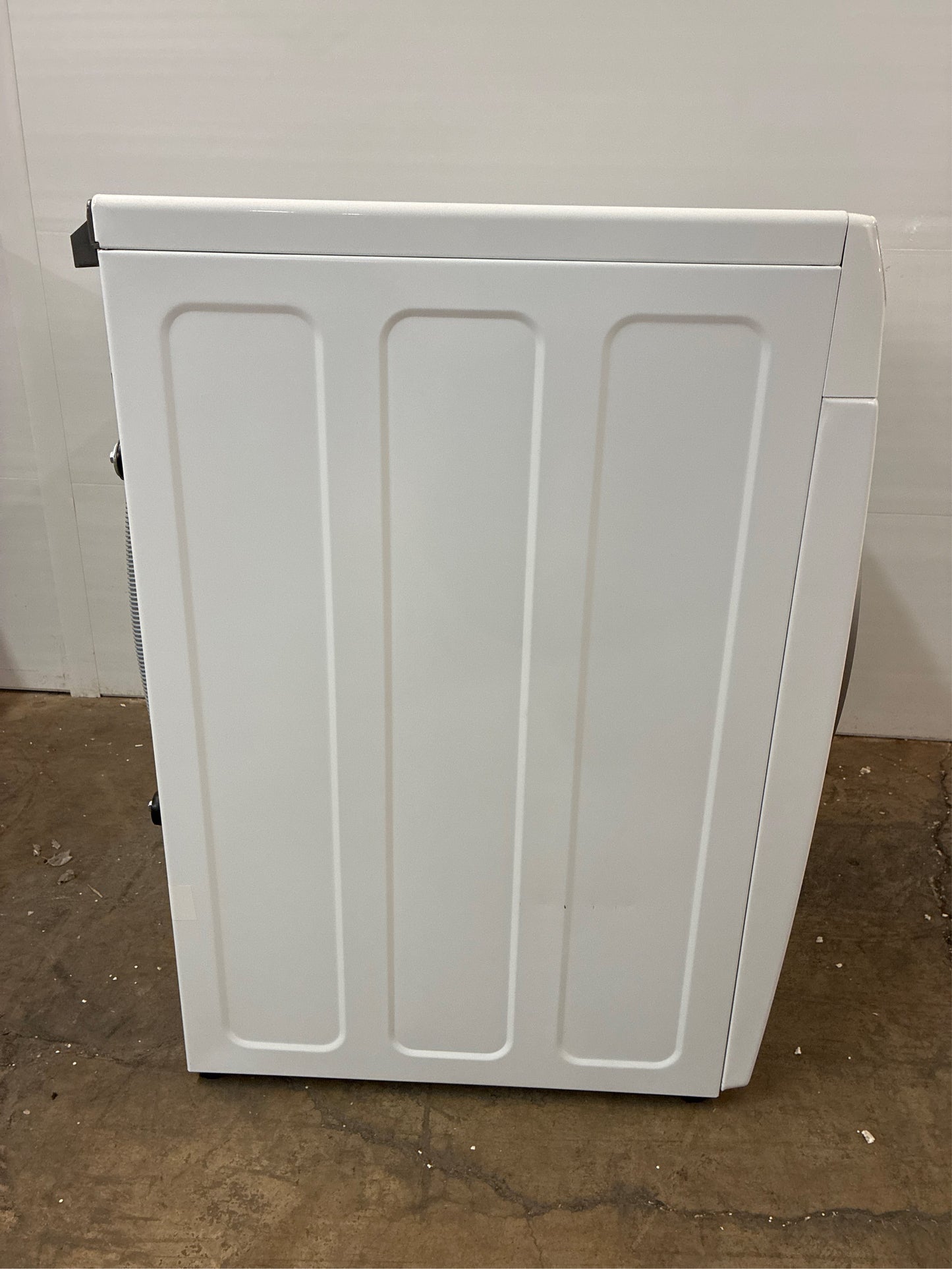 2.5 cu. ft. Front Load Washer with AI Smart Dial