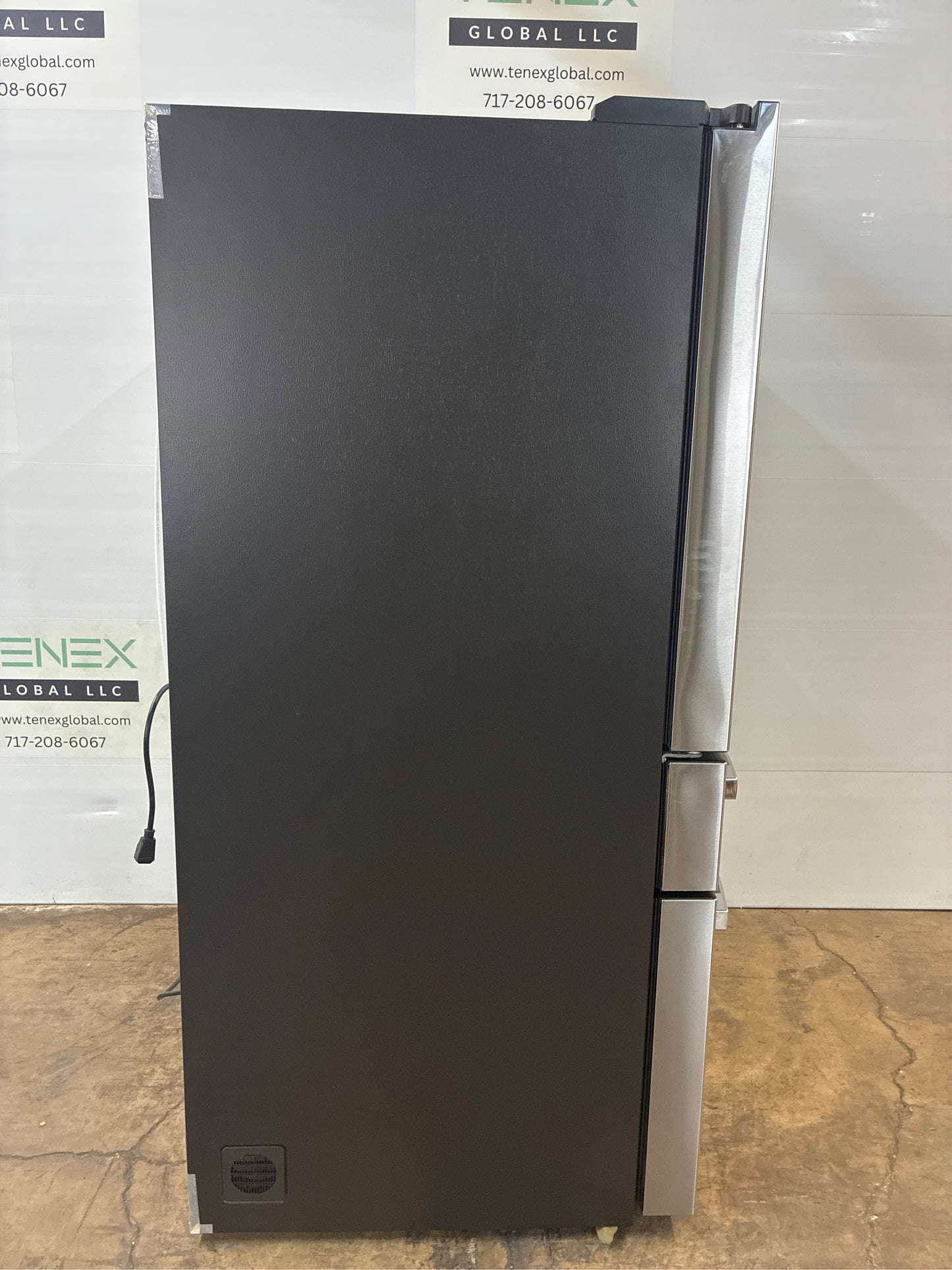 GE 27.9-cu ft Smart French Door Refrigerator