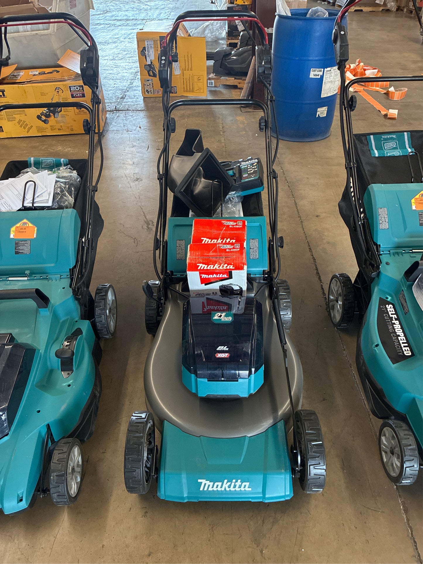 Makita 40V XGT 21" Self-Propelled Lawn Mower Kit