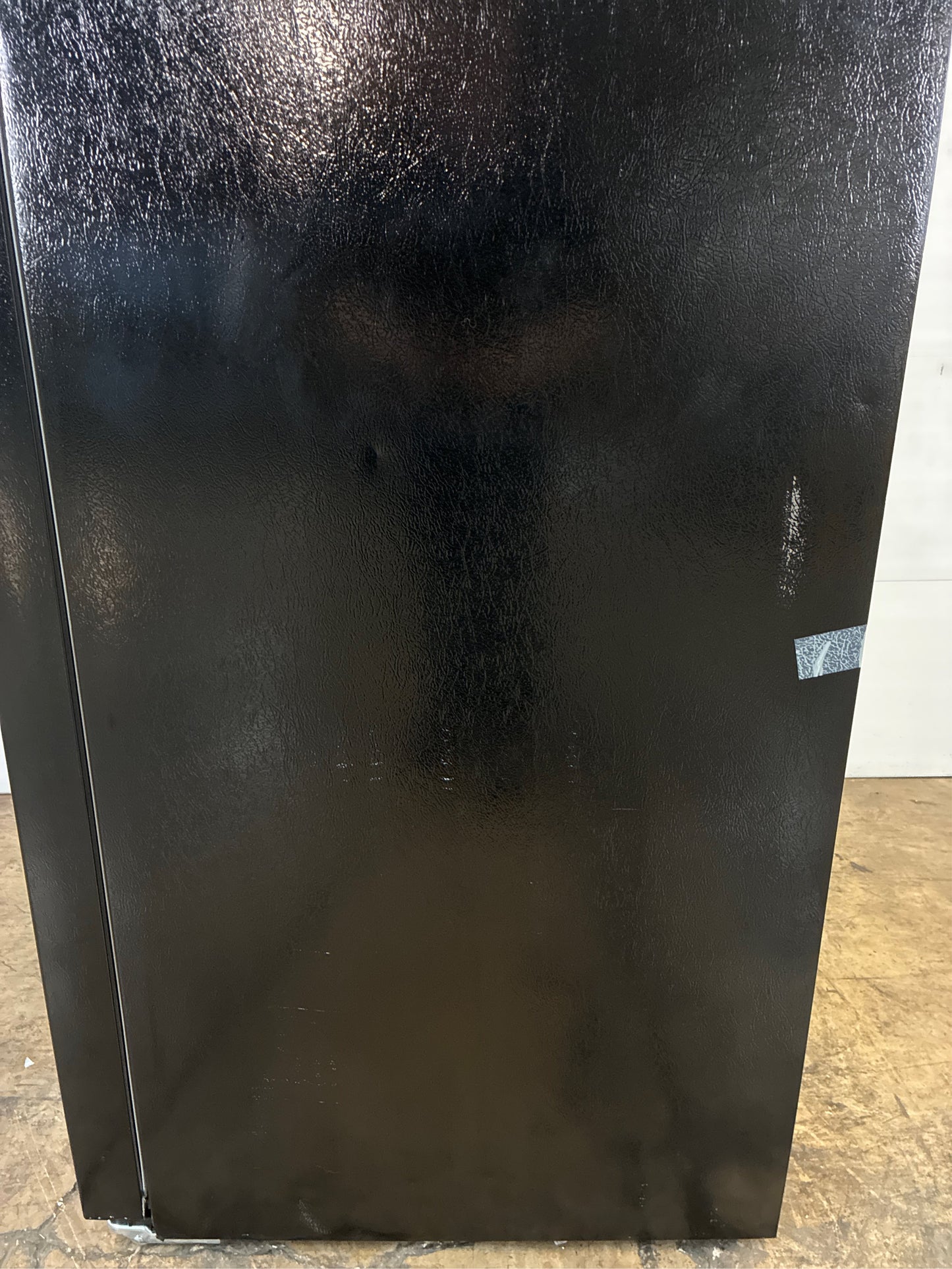 Frigidaire 18.3 Cu. Ft. Top Freezer Refrigerator-Black