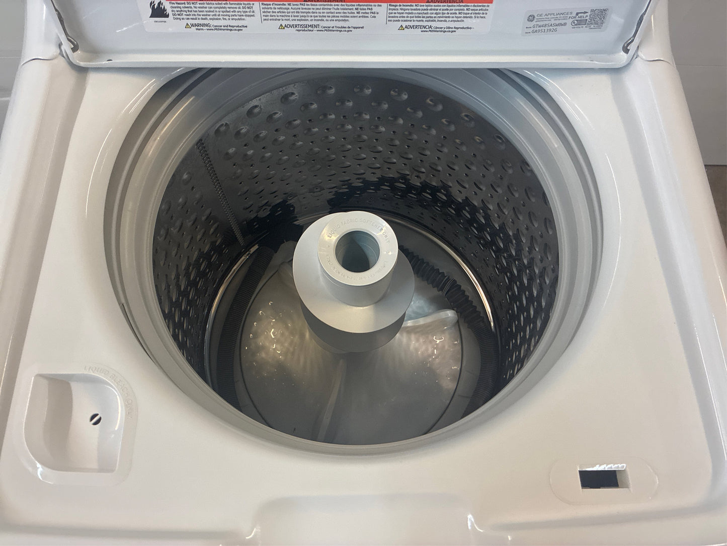 GE 4.5-cu ft High Efficiency Top-Load Washer