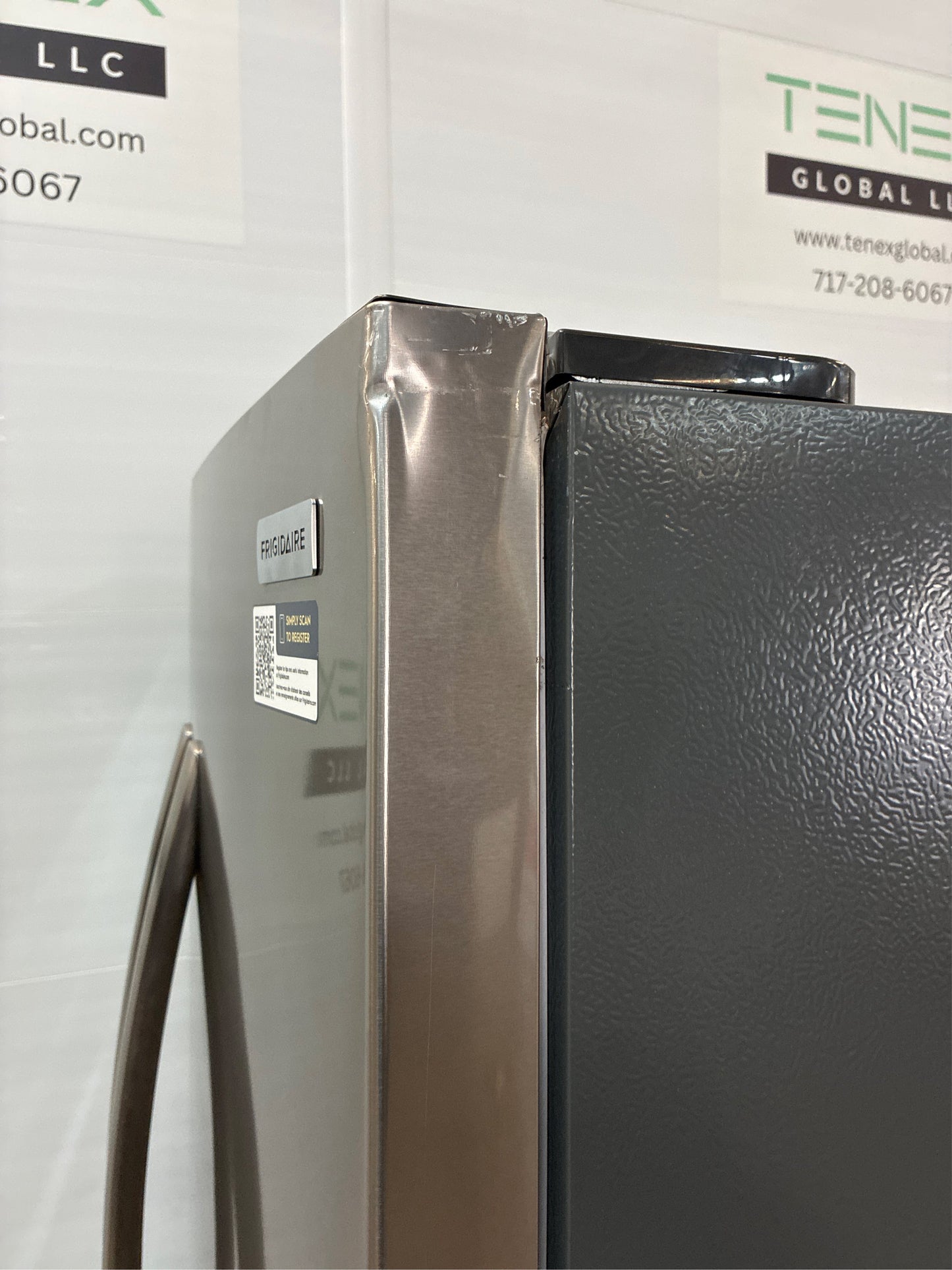 Frigidaire 31.5 in., Counter-Depth French Door Refrigerator SS
