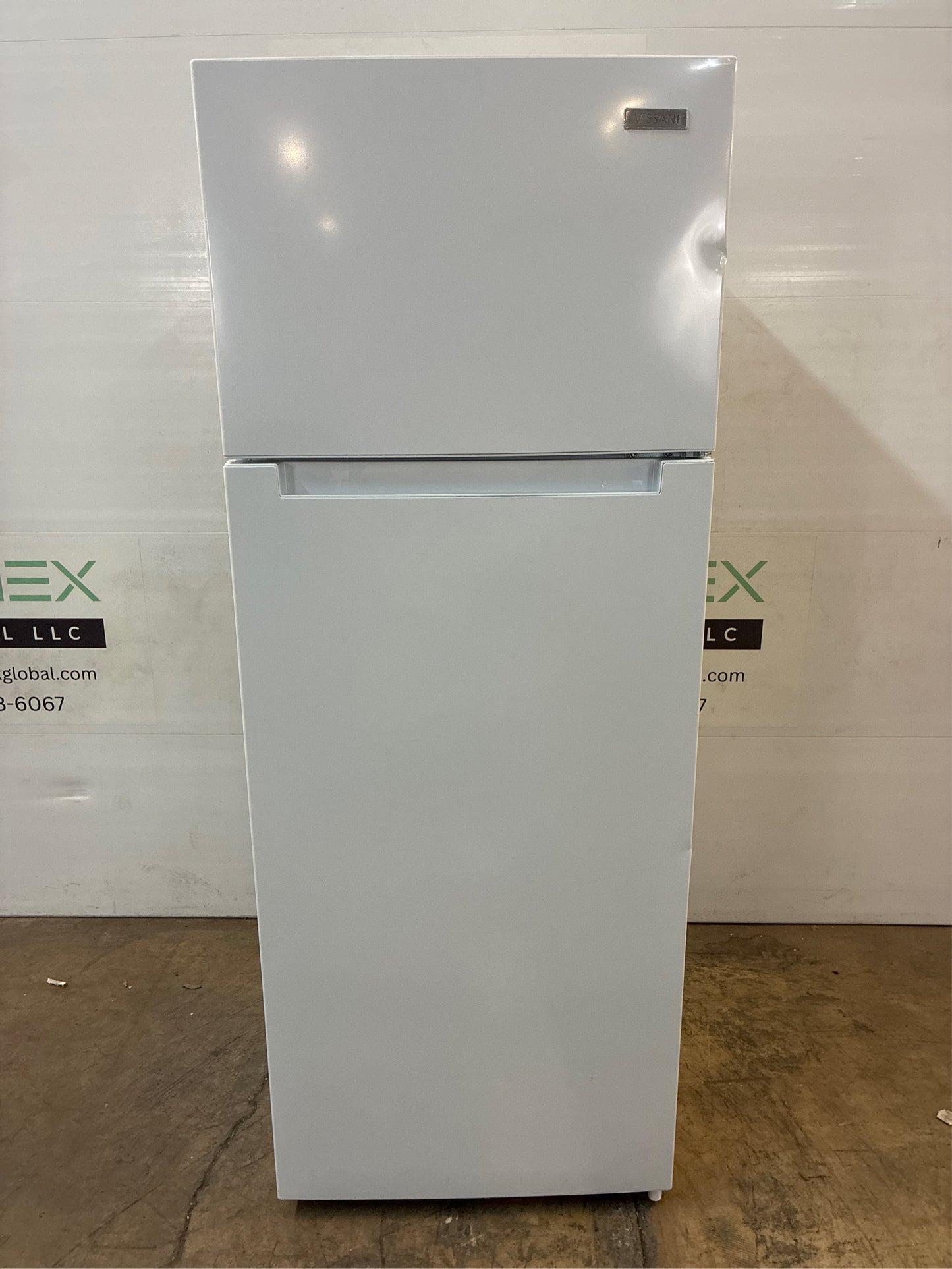 Vissani 7.2 cu. ft. Top Freezer Refrigerator in White