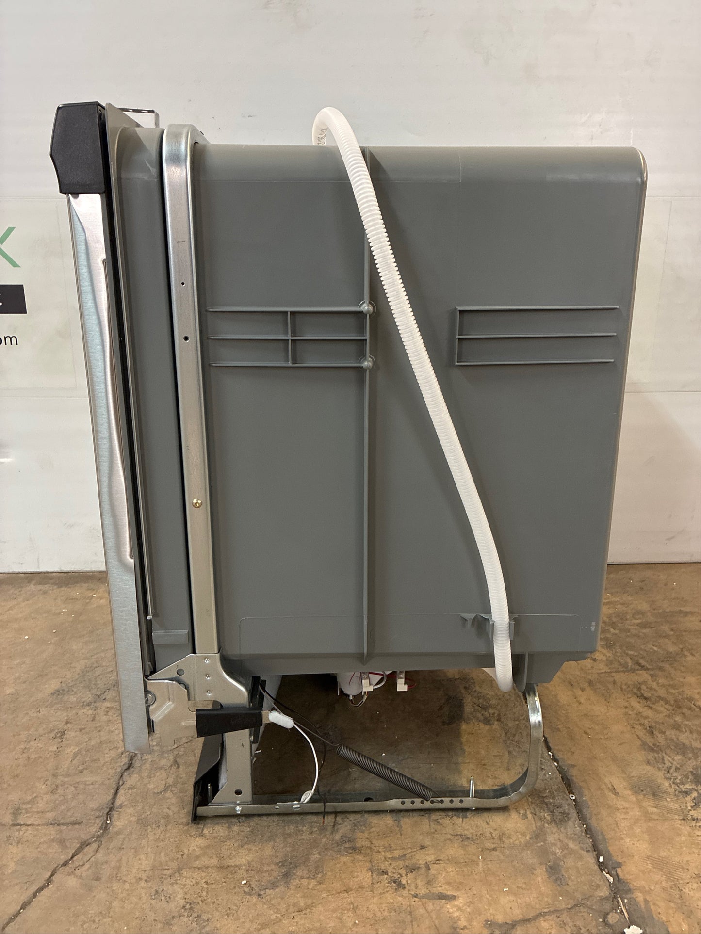 Frigidaire 24" Front-Control Built-In Dishwasher