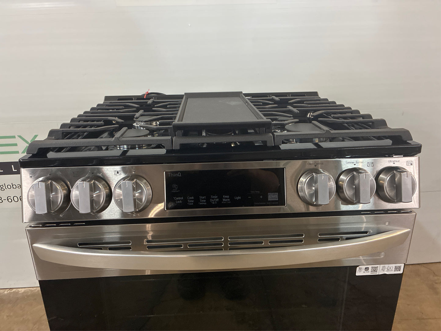 LG STUDIO 30" 5-Burner Gas Range