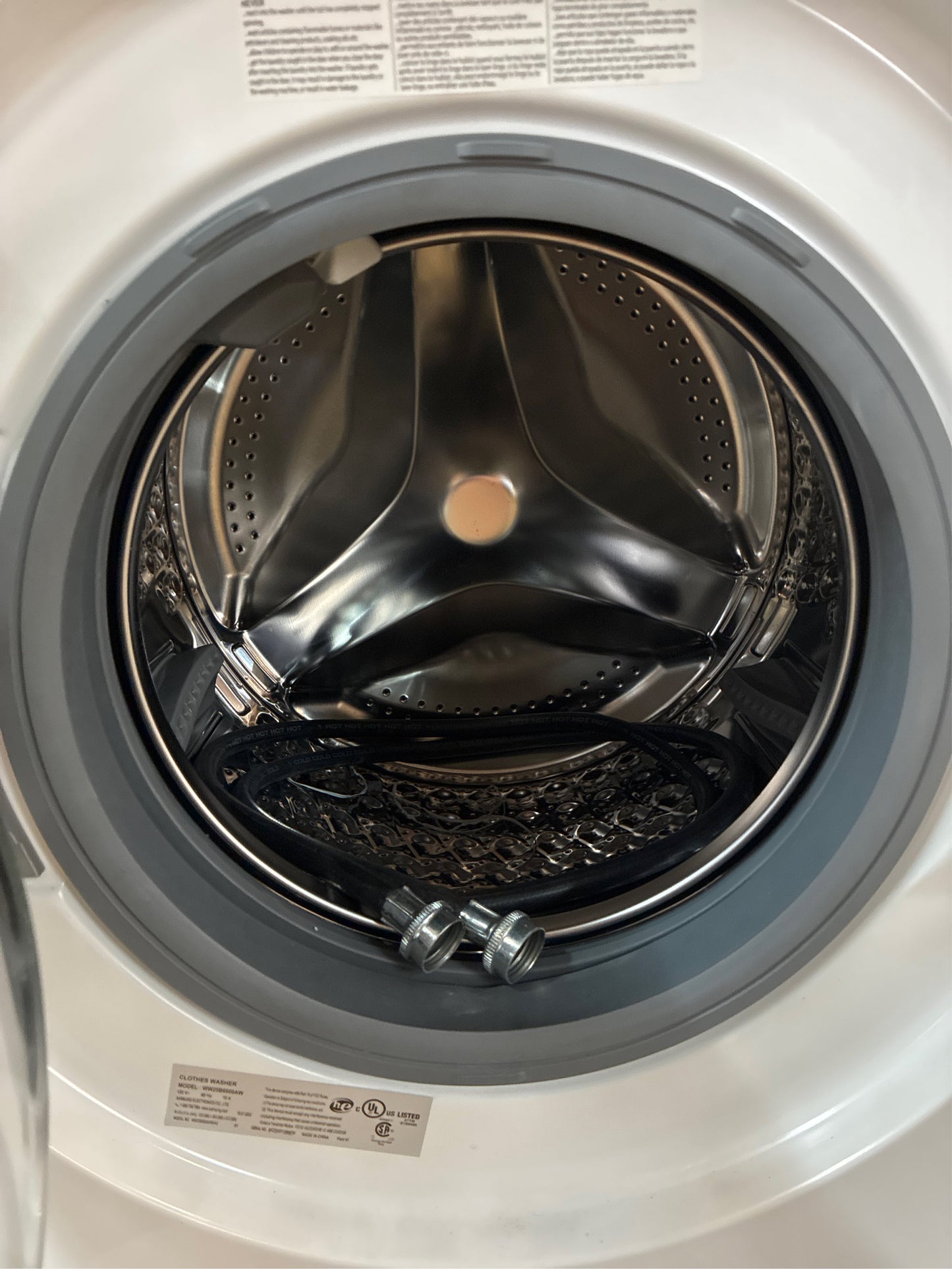 Samsung 2.5-cu ft Smart Front Load Washer (White)