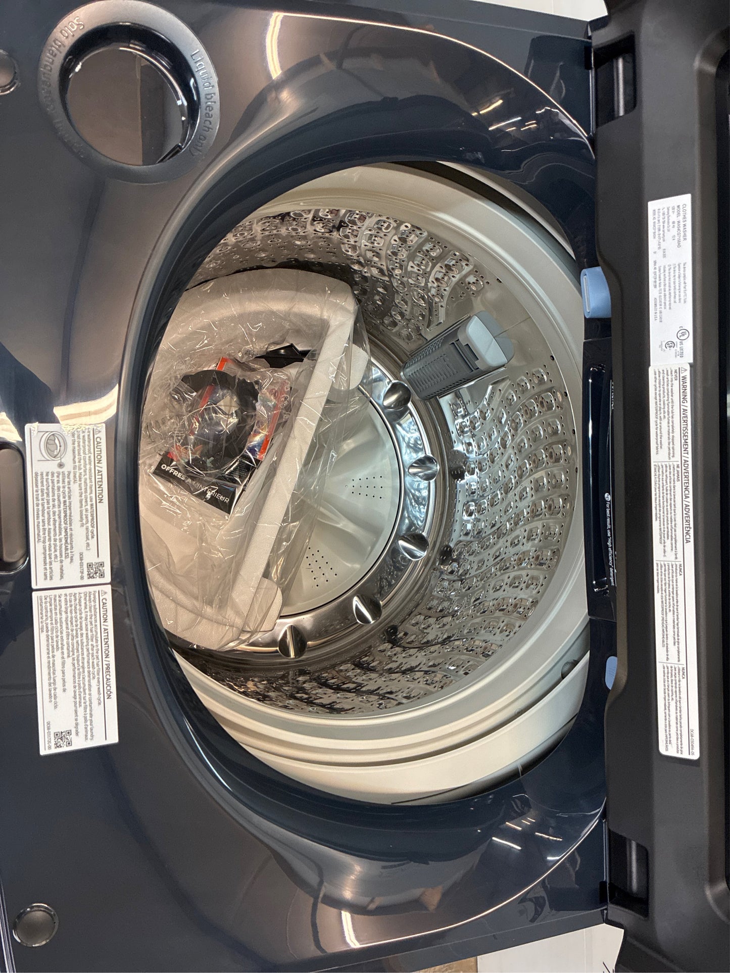 5.4 cu. ft. Smart Washer with Pet Care Solution