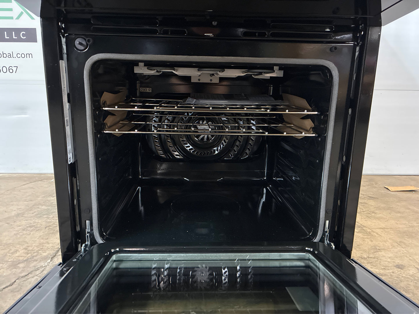 Frigidaire 27-in Double Wall Oven (Black)