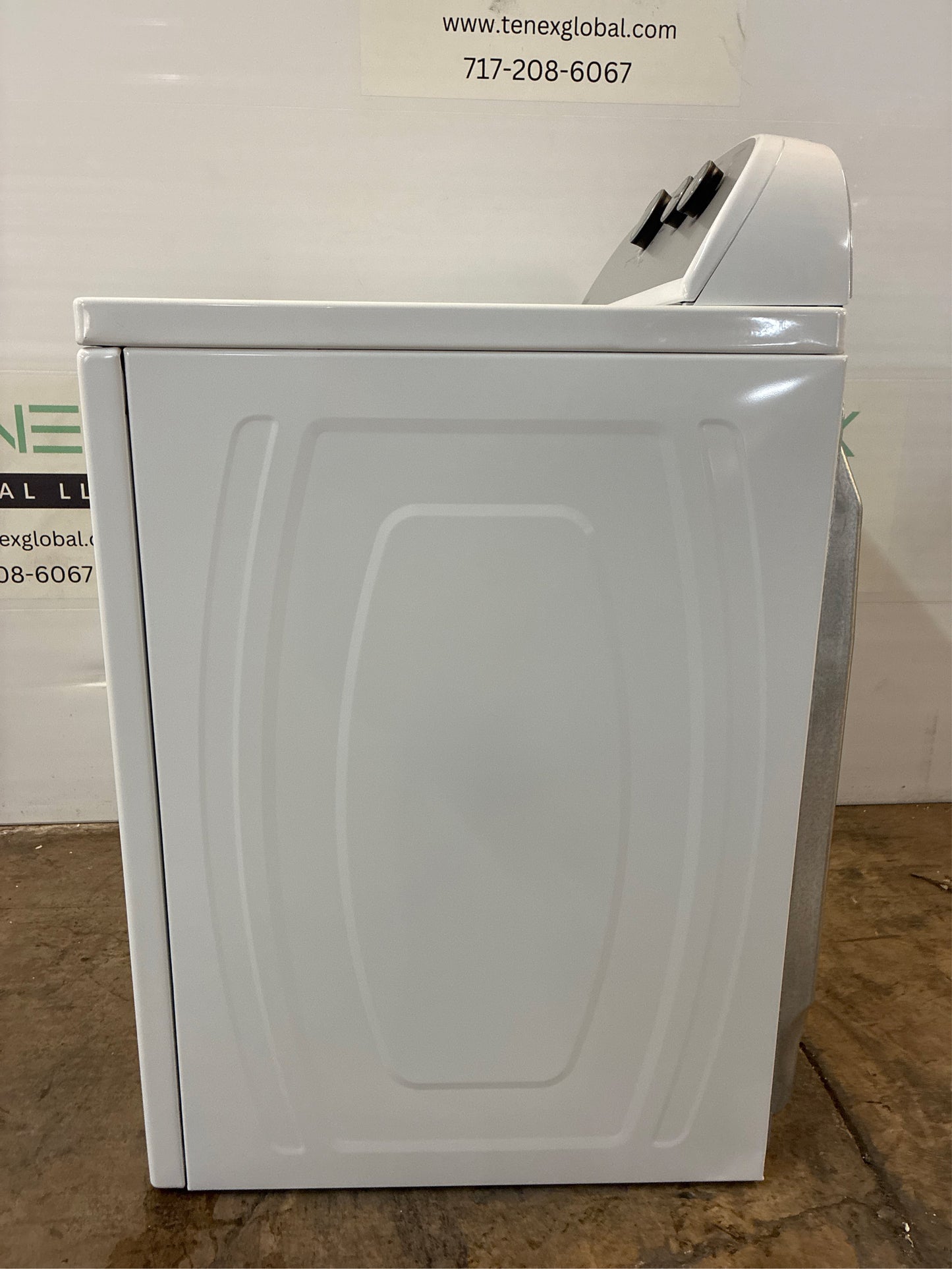 Whirlpool 7-Cu. Ft. Gas Dryer (White)