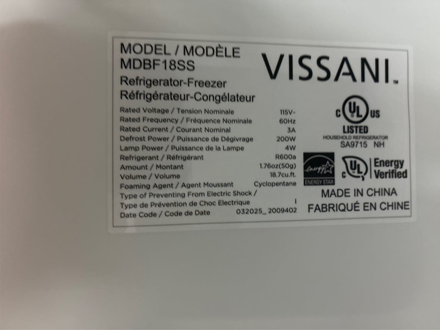 Vissani 18.7 cu. ft. Bottom Freezer Refrigerator