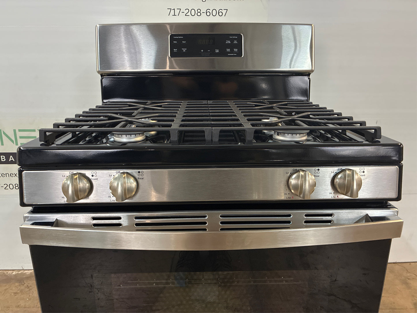 GE 30-in 4.8-cu ft Gas Range (Stainless Steel)