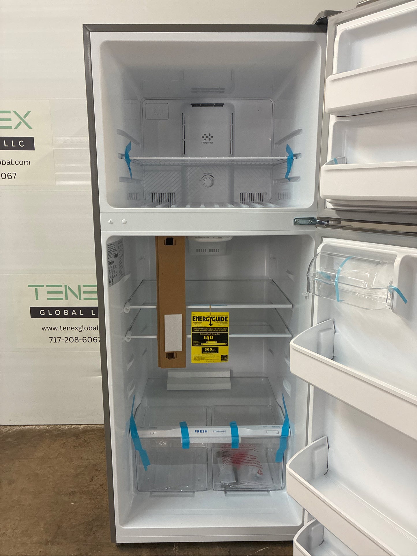 17.6 cu ft Top Freezer Refrigerator Brushed Steel