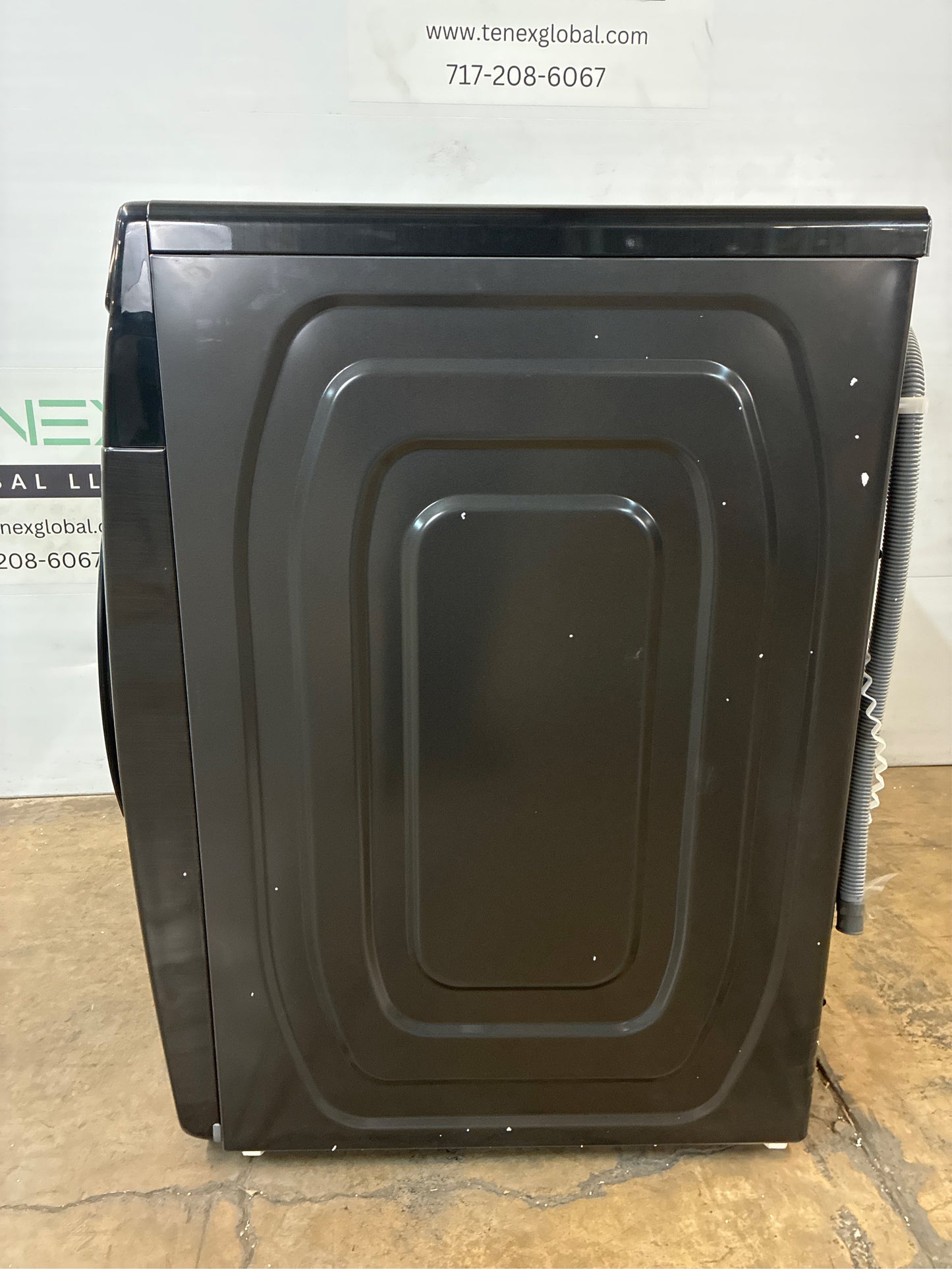 Samsung 4.5 cu. ft Front Load Washer, Brushed Black