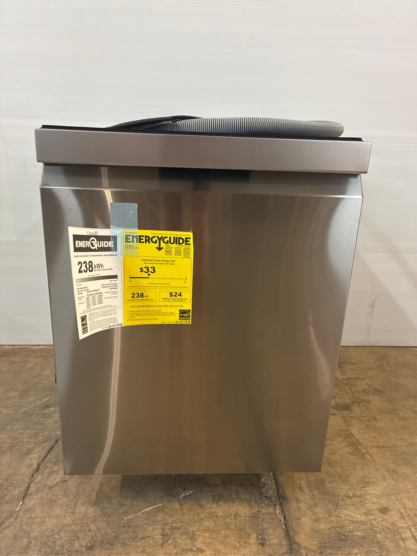 24 in. PrintProof SS Smart Dishwasher