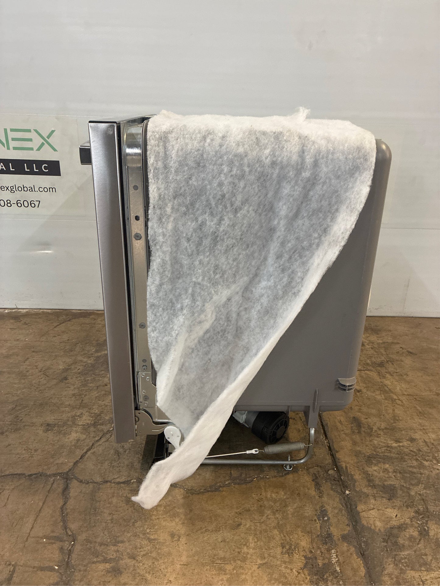 GE Dry Boost 24-in Built-In Dishwasher
