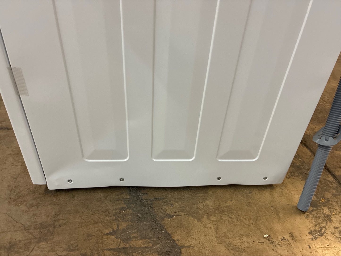 Frigidaire 3.9/5.5 cu. ft. Washer/Dryer Combo, White