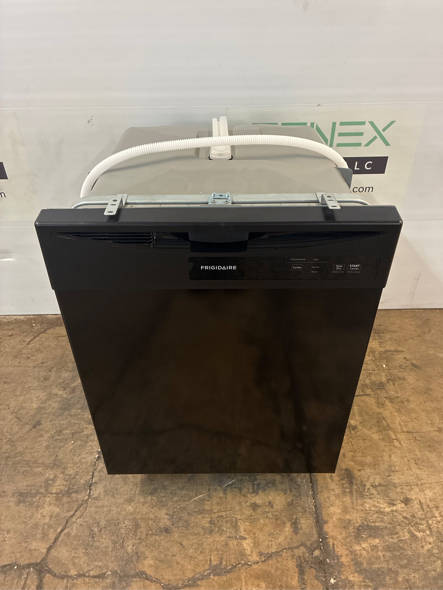 Frigidaire 24 in. Black Smart Built-In Dishwasher