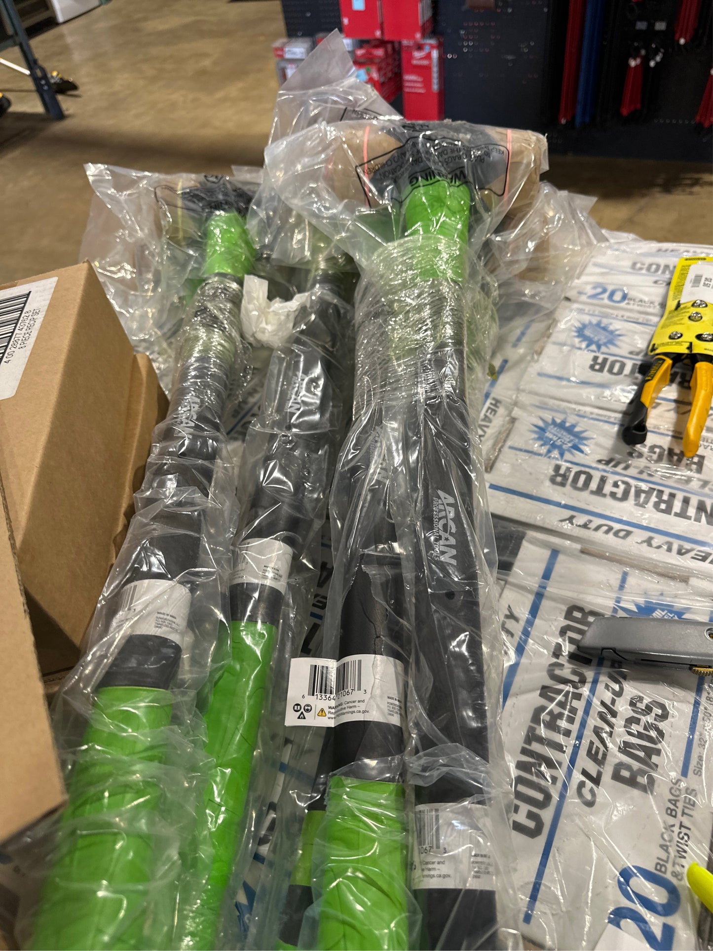 Arcan 10 LB Sledge Hammer, 36-Inch, FG Handle