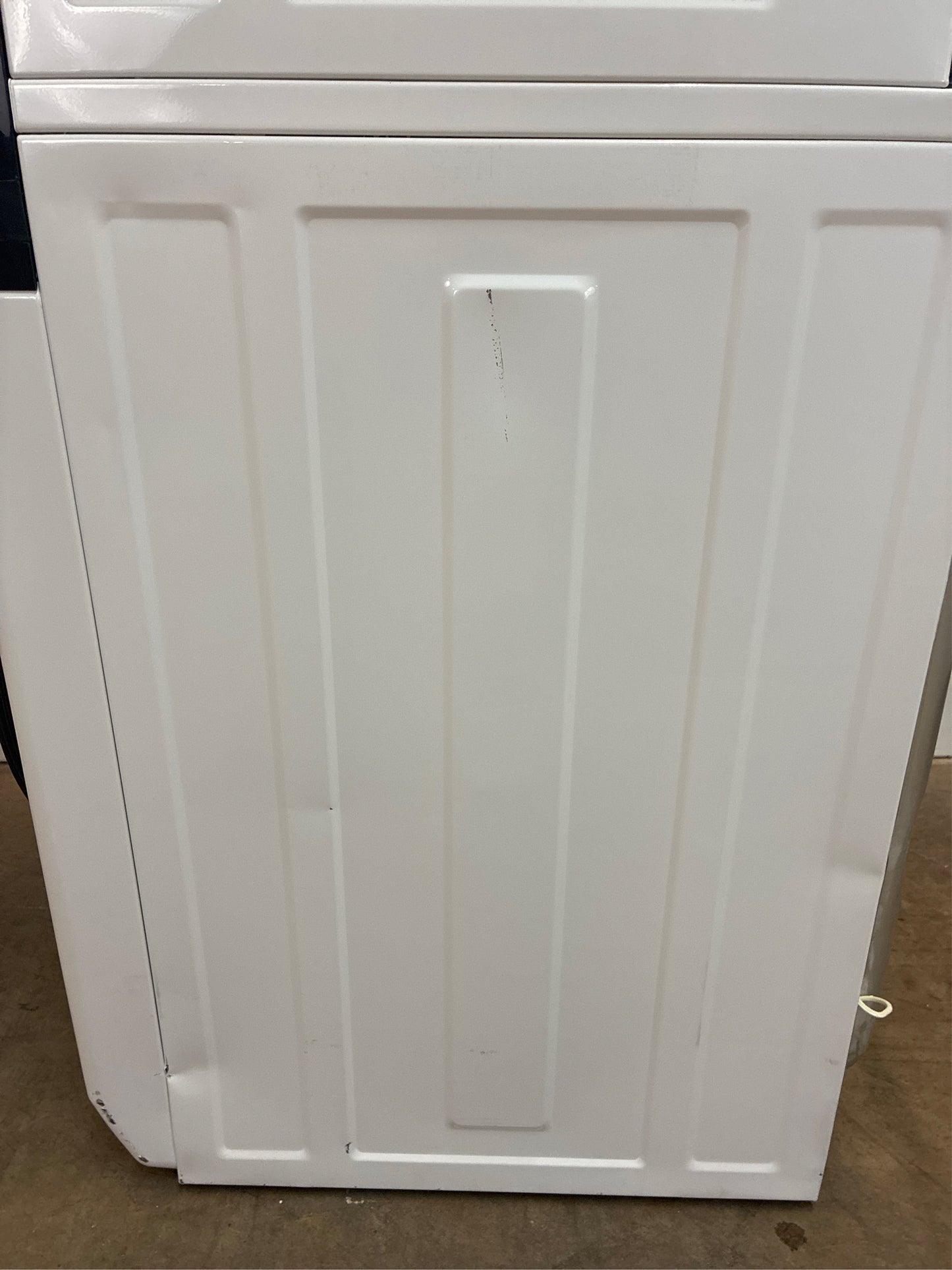 Electrolux 4.4 cu. ft. Washer & 8.0 cu. ft. Dryer Tower