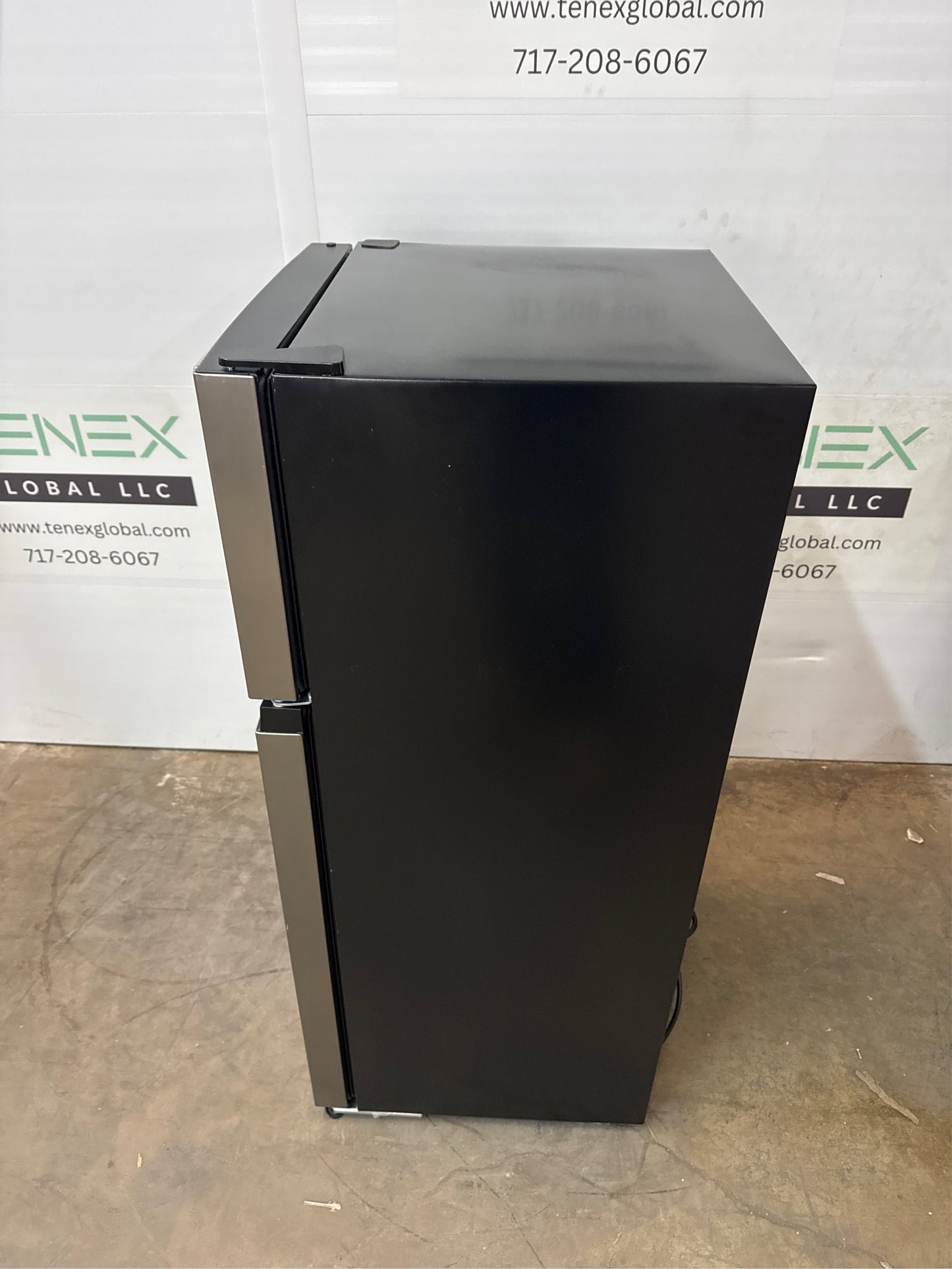 Vissani 4.5 cu. ft. 2-Door Mini Fridge Platinum