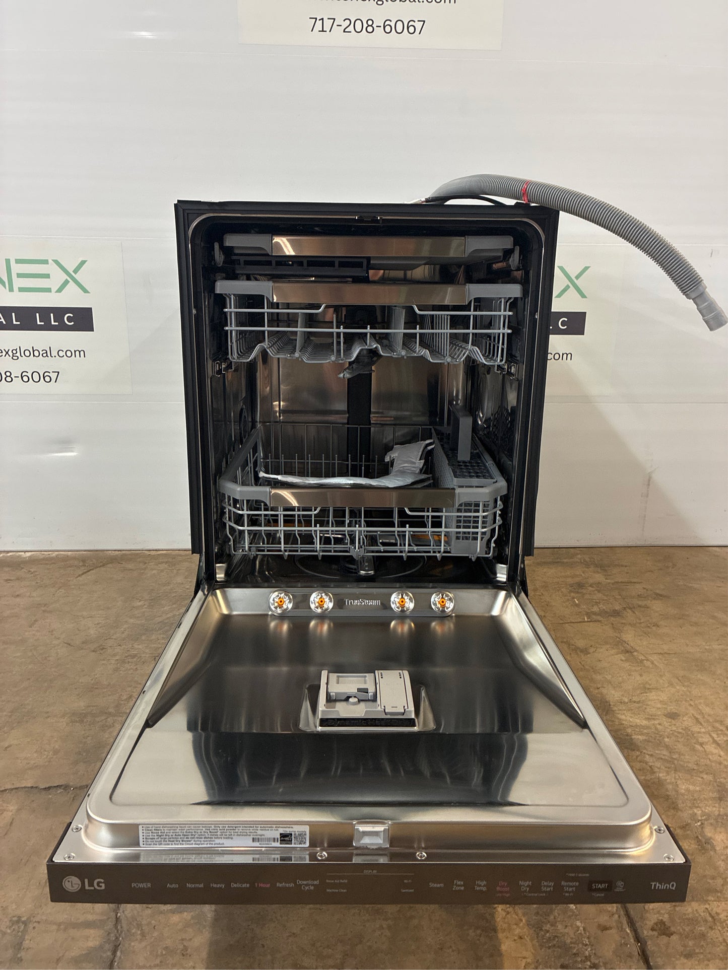 PrintProof Stainless Steel Dishwasher.
