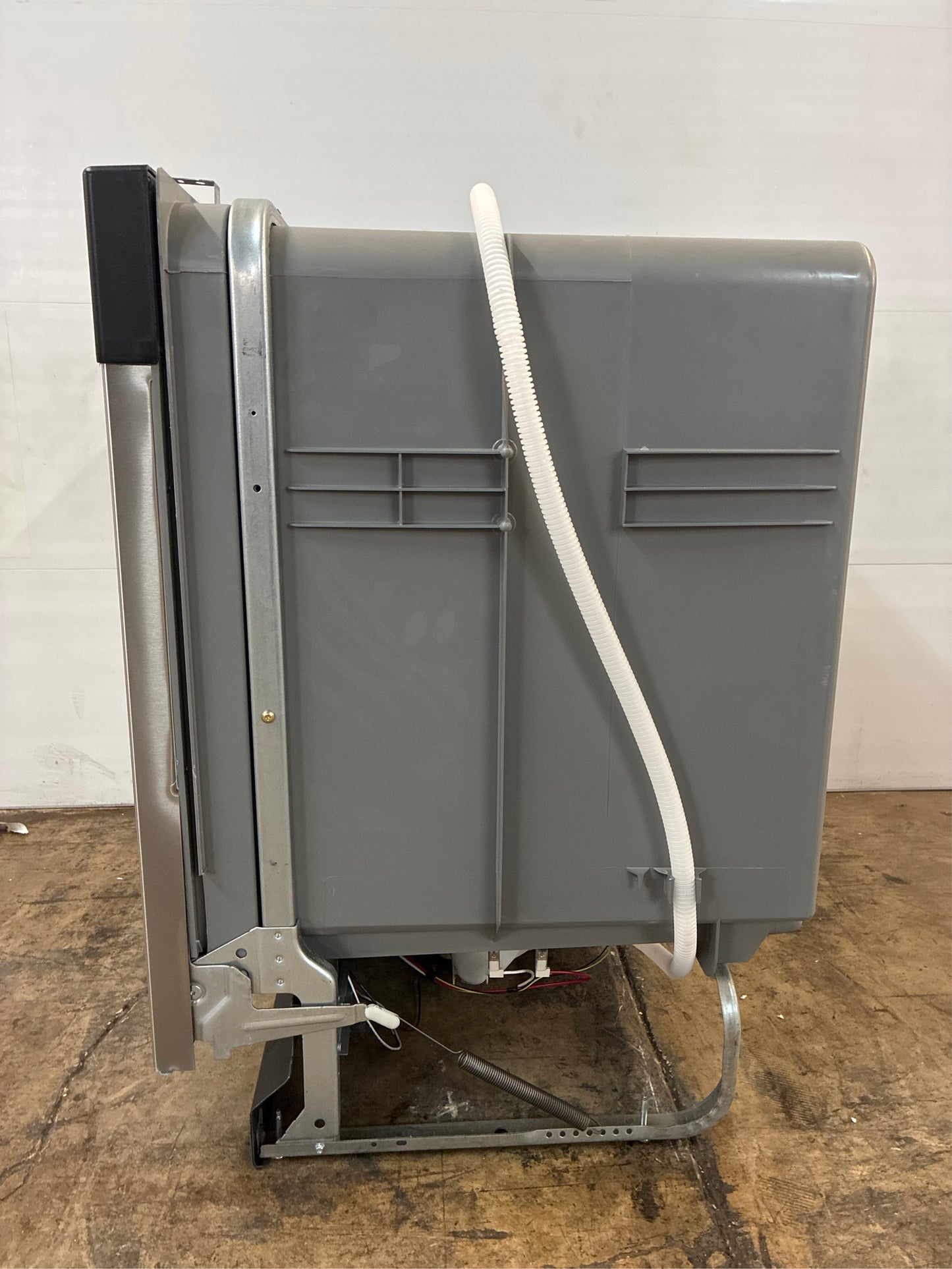 Frigidaire 24 in. Stainless Steel Smart Dishwasher SS