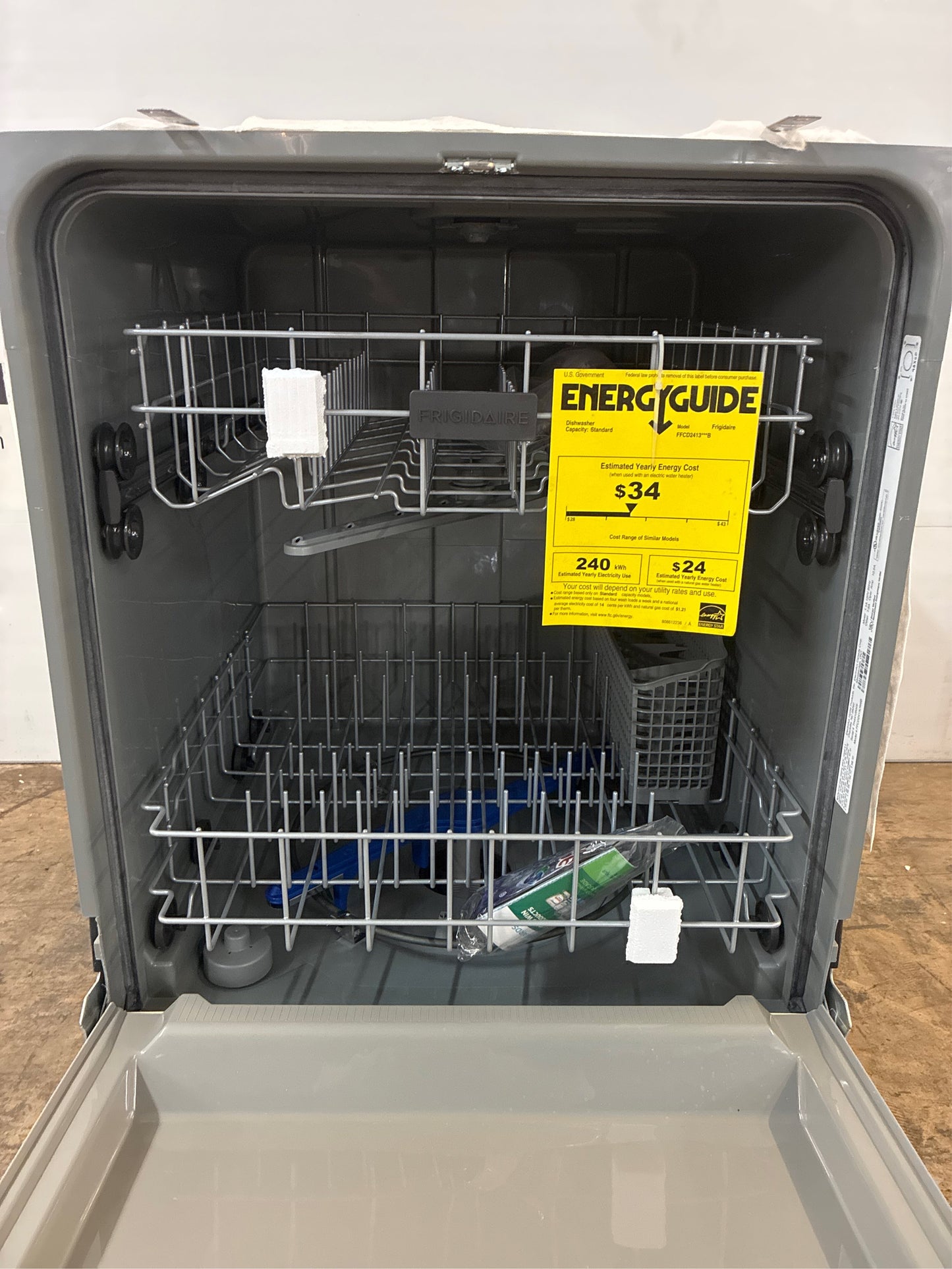 Frigidaire 24 In. Built-In Dishwasher, White, 3-Cycles