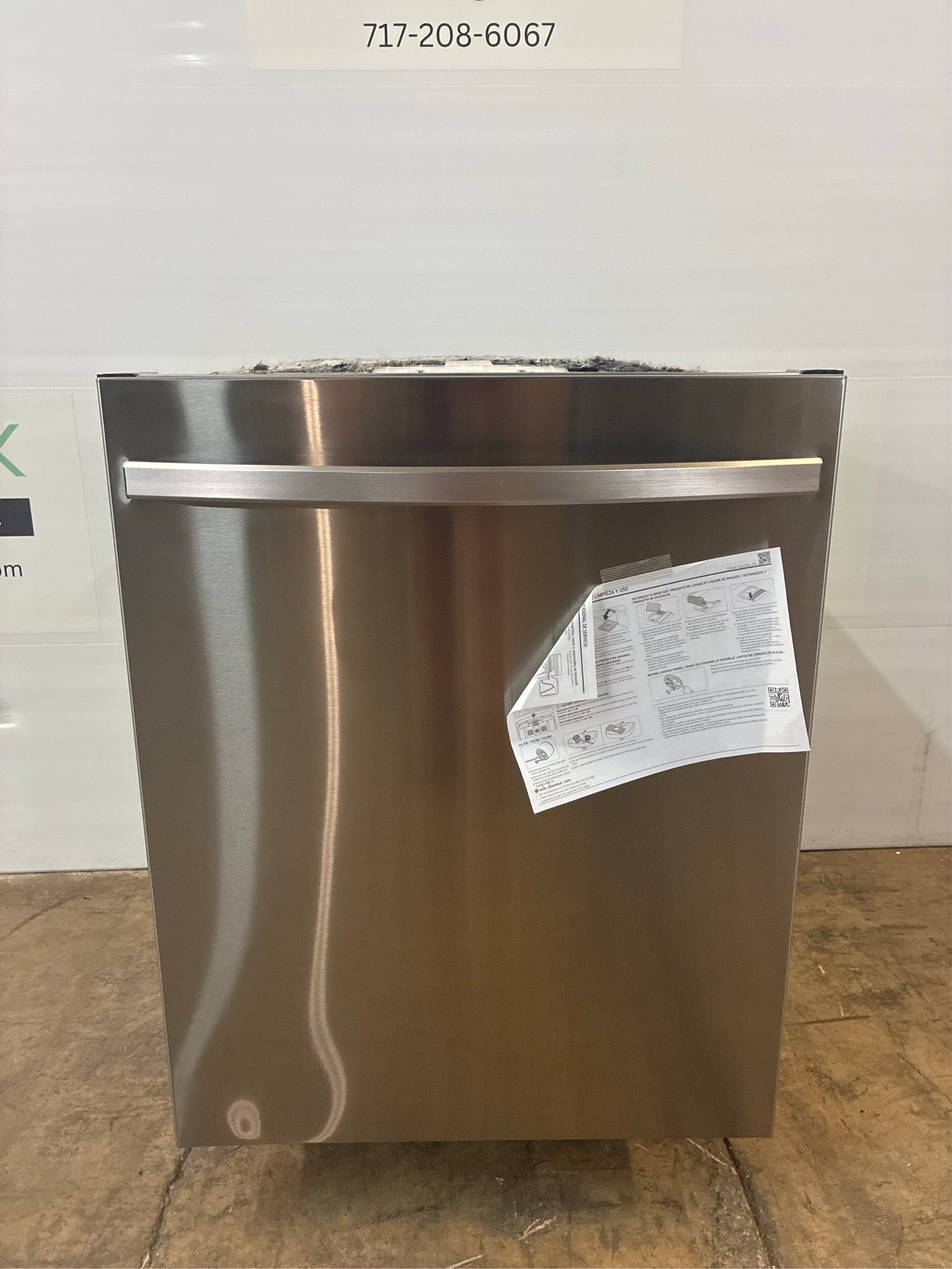 Samsung 24-in Control Smart Dishwasher