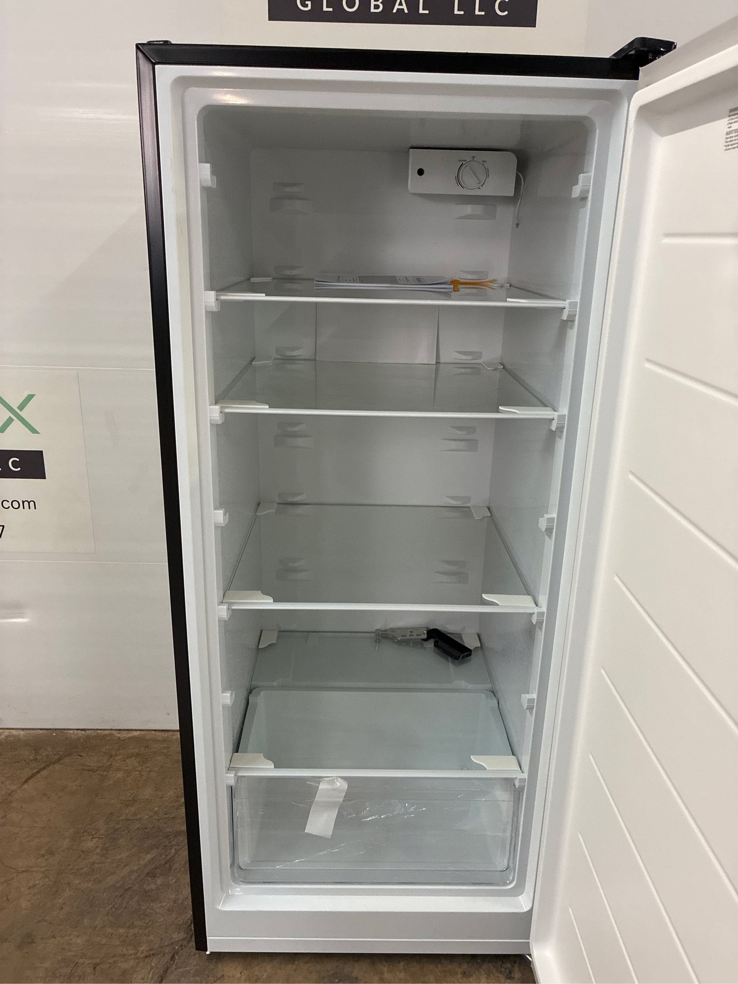 Vissani 7.1 cu ft Upright Freezer Stainless