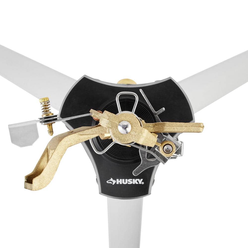 Husky Metal Pulsating Sprinkler with Tripod