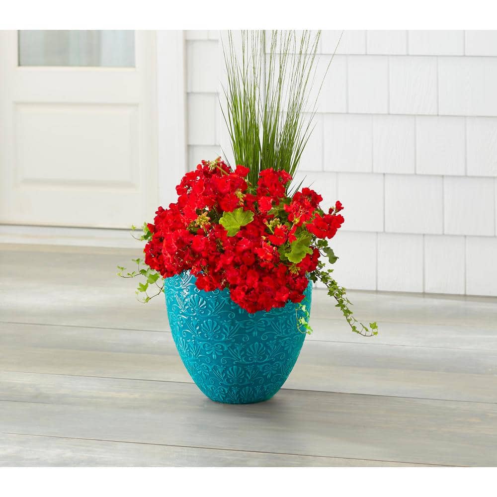Aurelia Blue Resin Planter (15.1x14.2 in.)