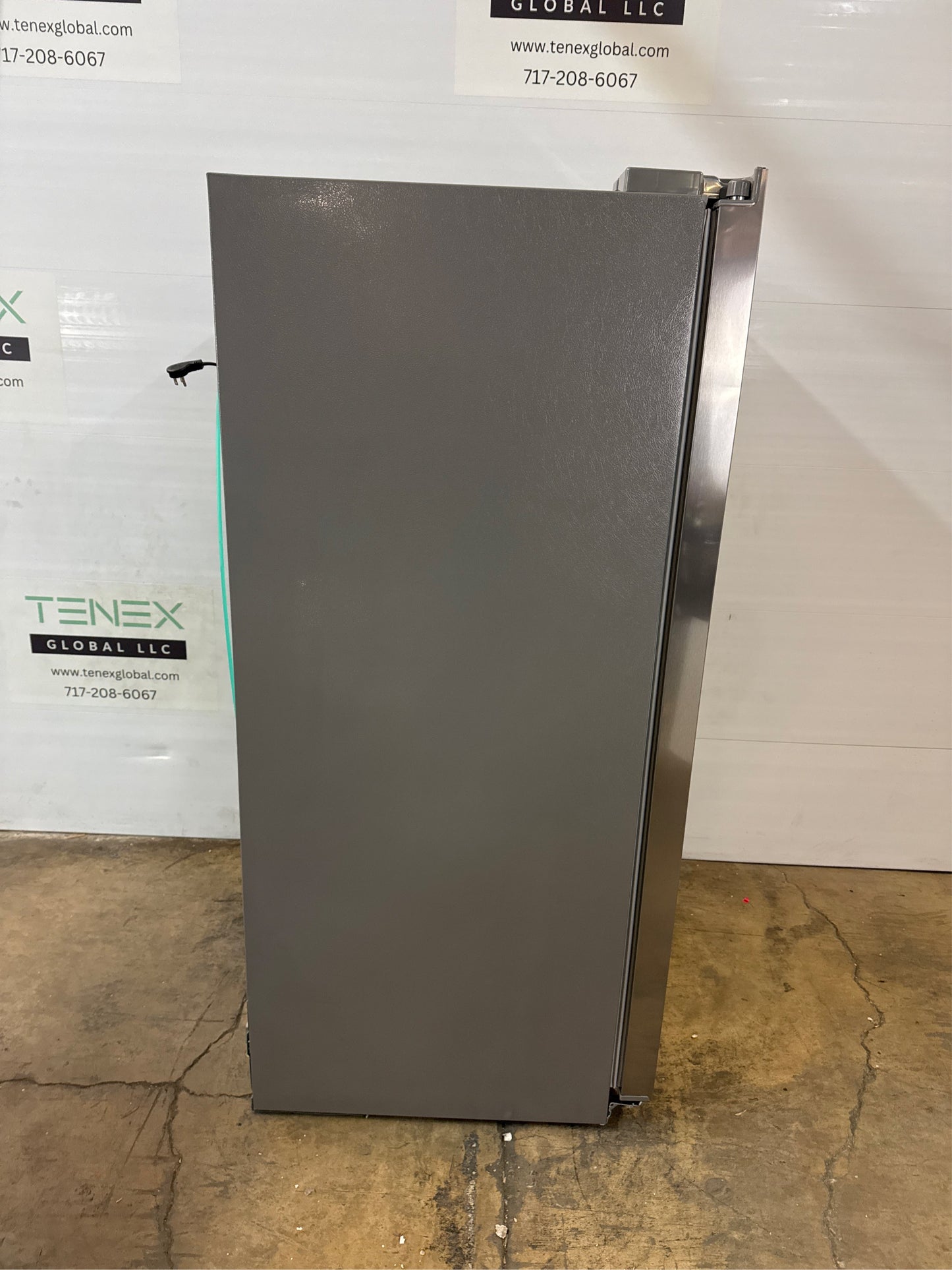Frigidaire 22.3 cuft. 33 in. Side by Side Refrigerator