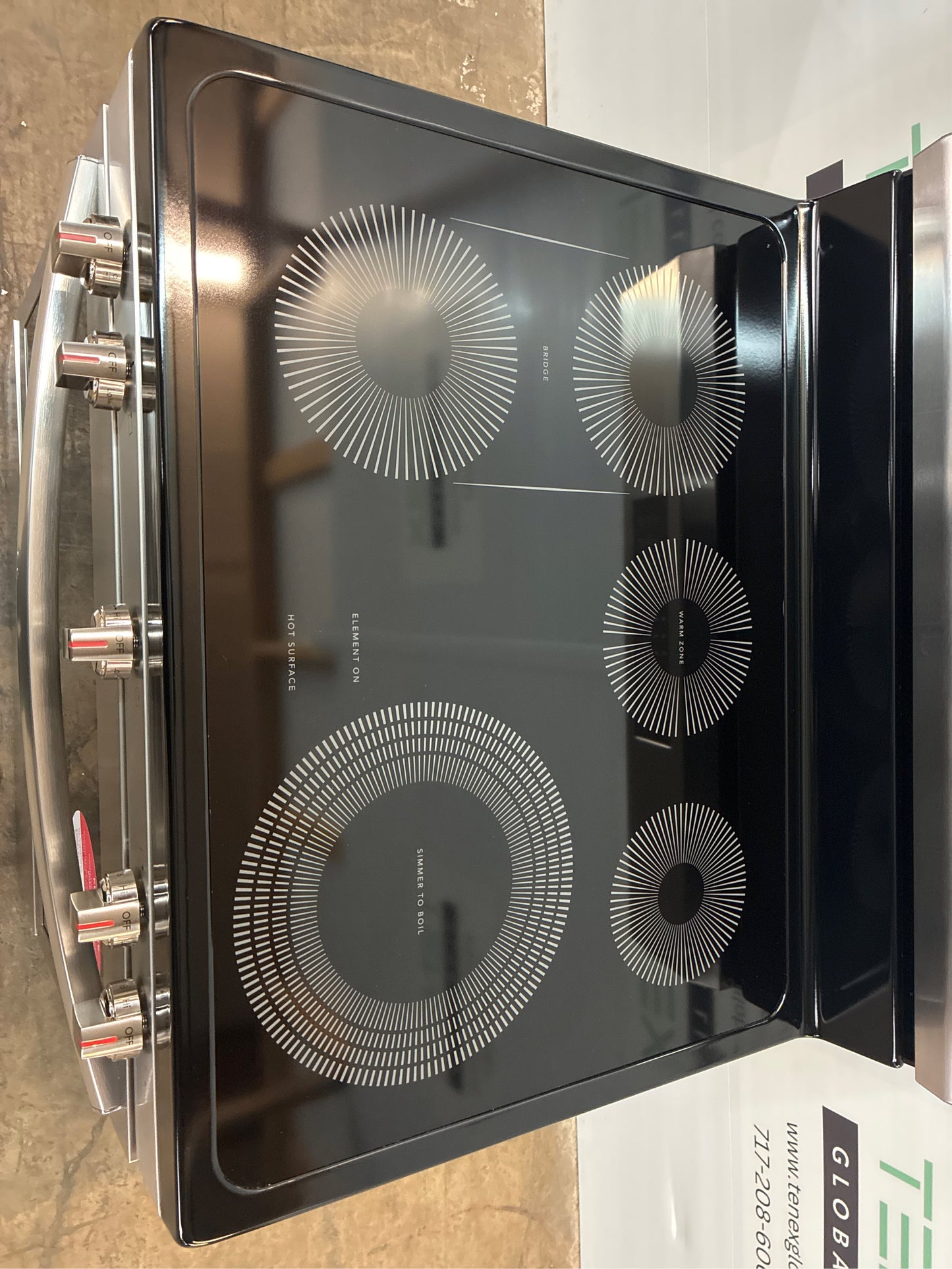 Frigidaire 30-in Range: 5-Burner, Air Fry