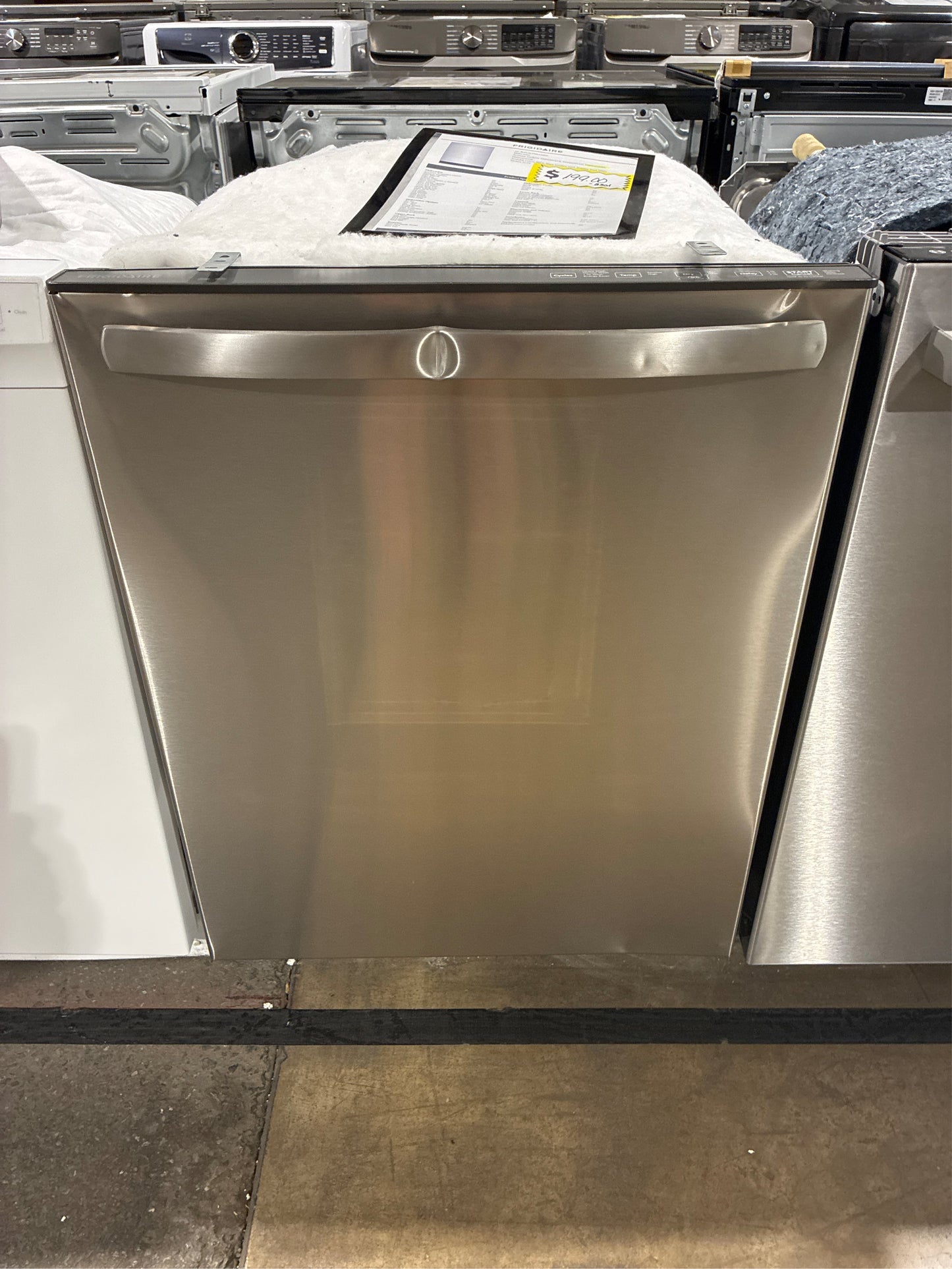 Frigidaire 24" Top Control Tall Tub Dishwasher
