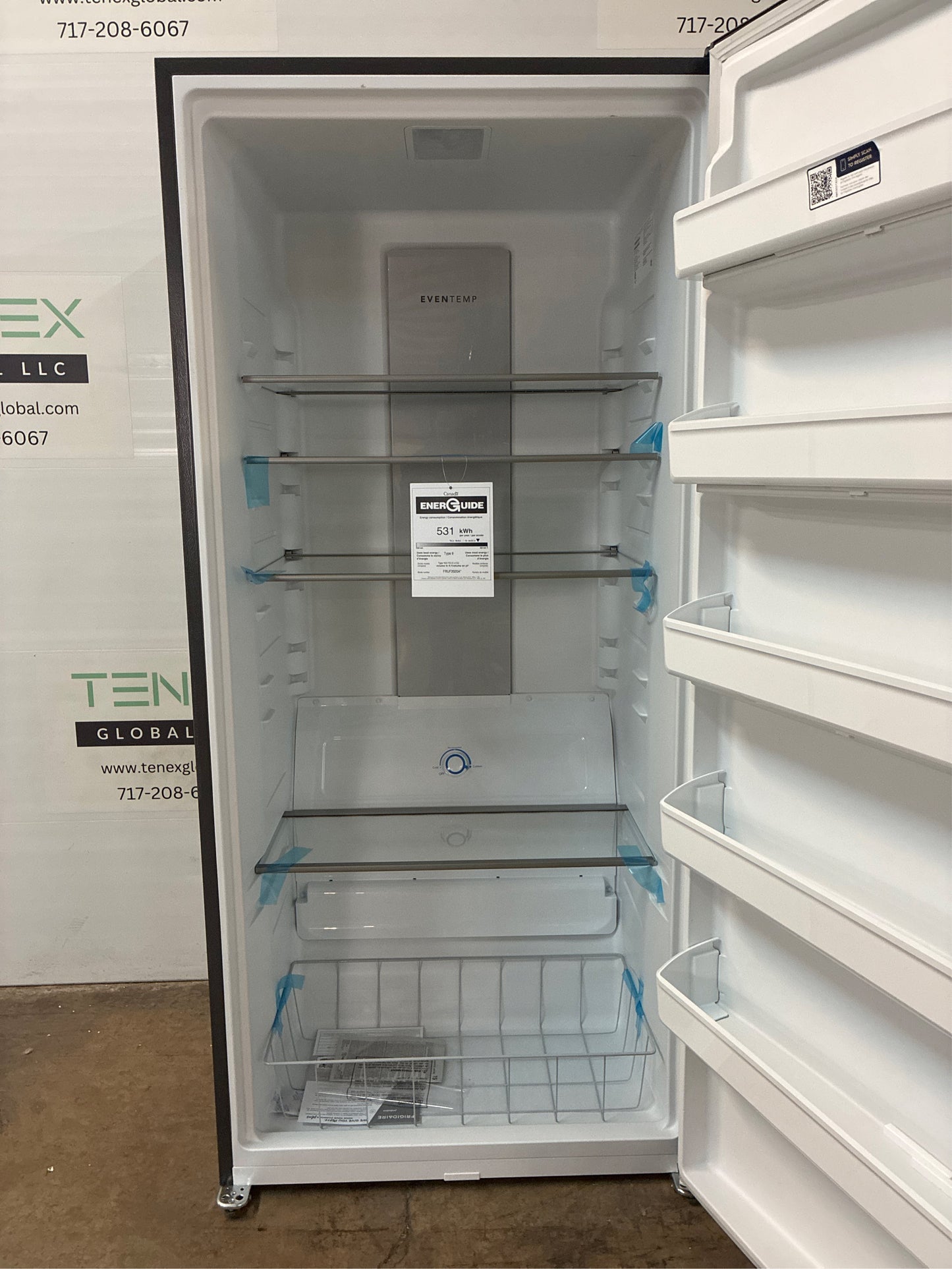 Frigidaire 32.6 in. Upright Freezer 20 cu ft, Carbon