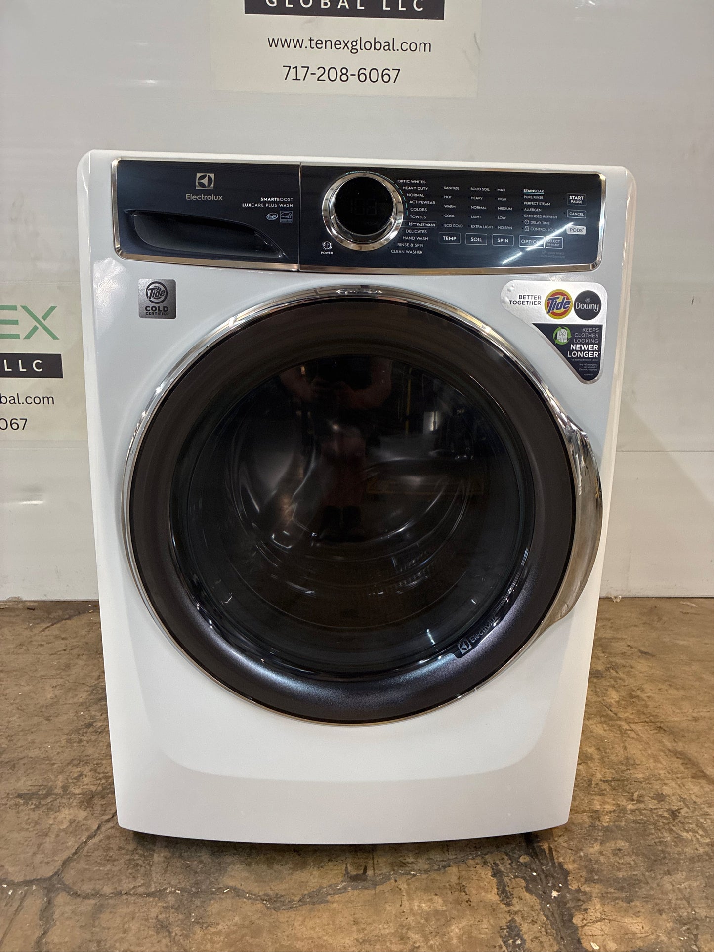 Electrolux 27 in. W 4.5 cu. ft. Front Load Washer, White