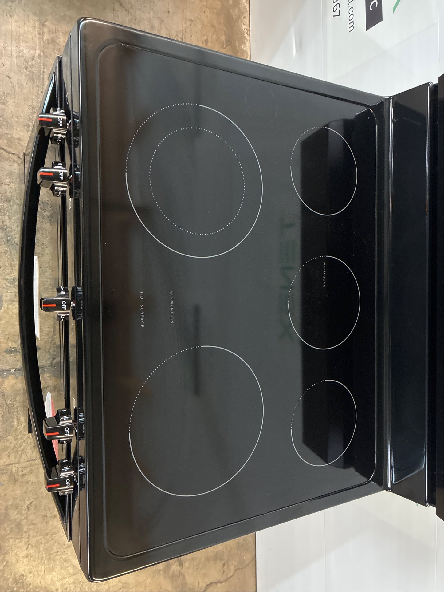 Frigidaire 30" Electric Range (Black)