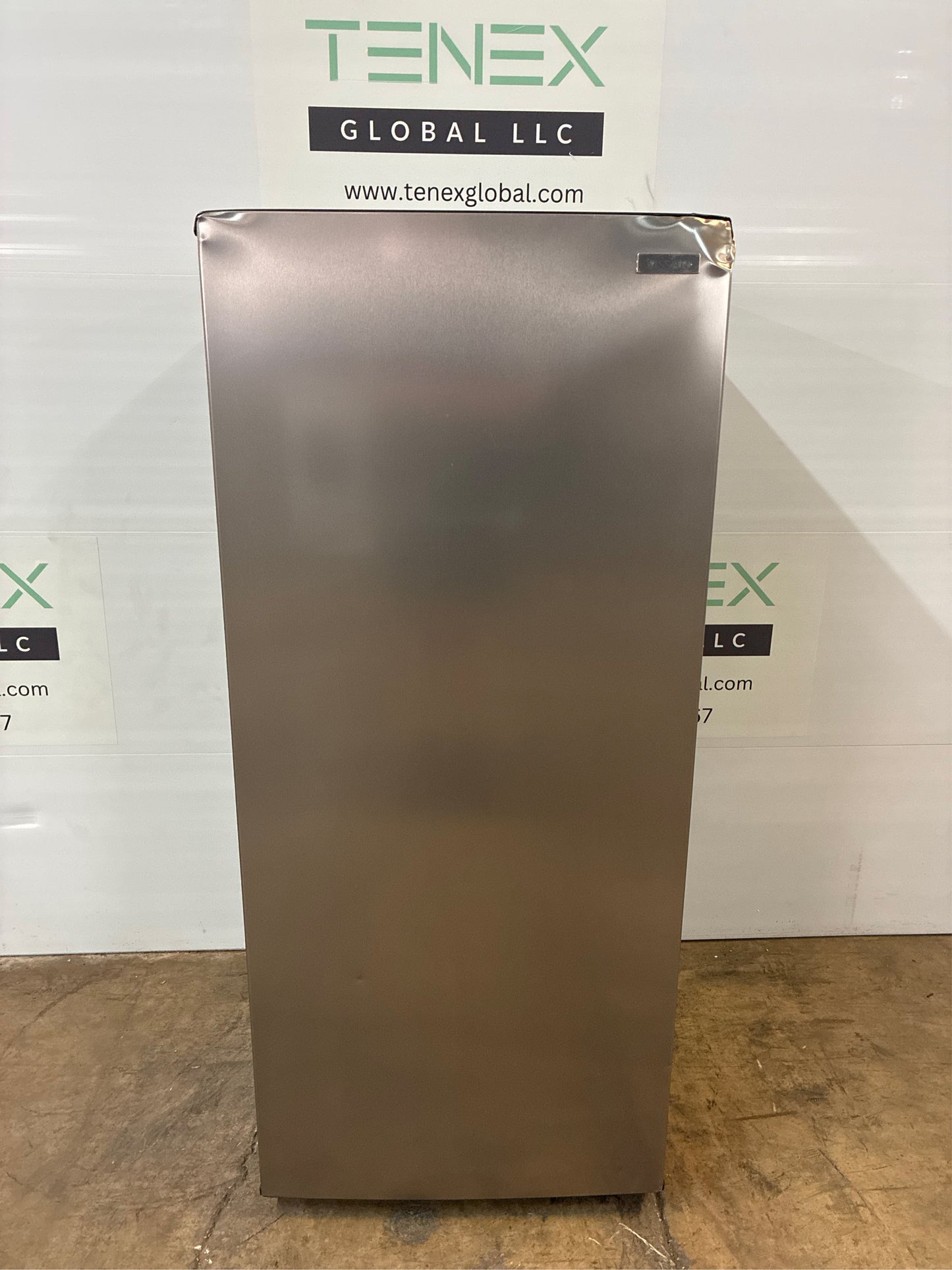 Vissani 7.1 cu. ft. Upright Freezer Steel