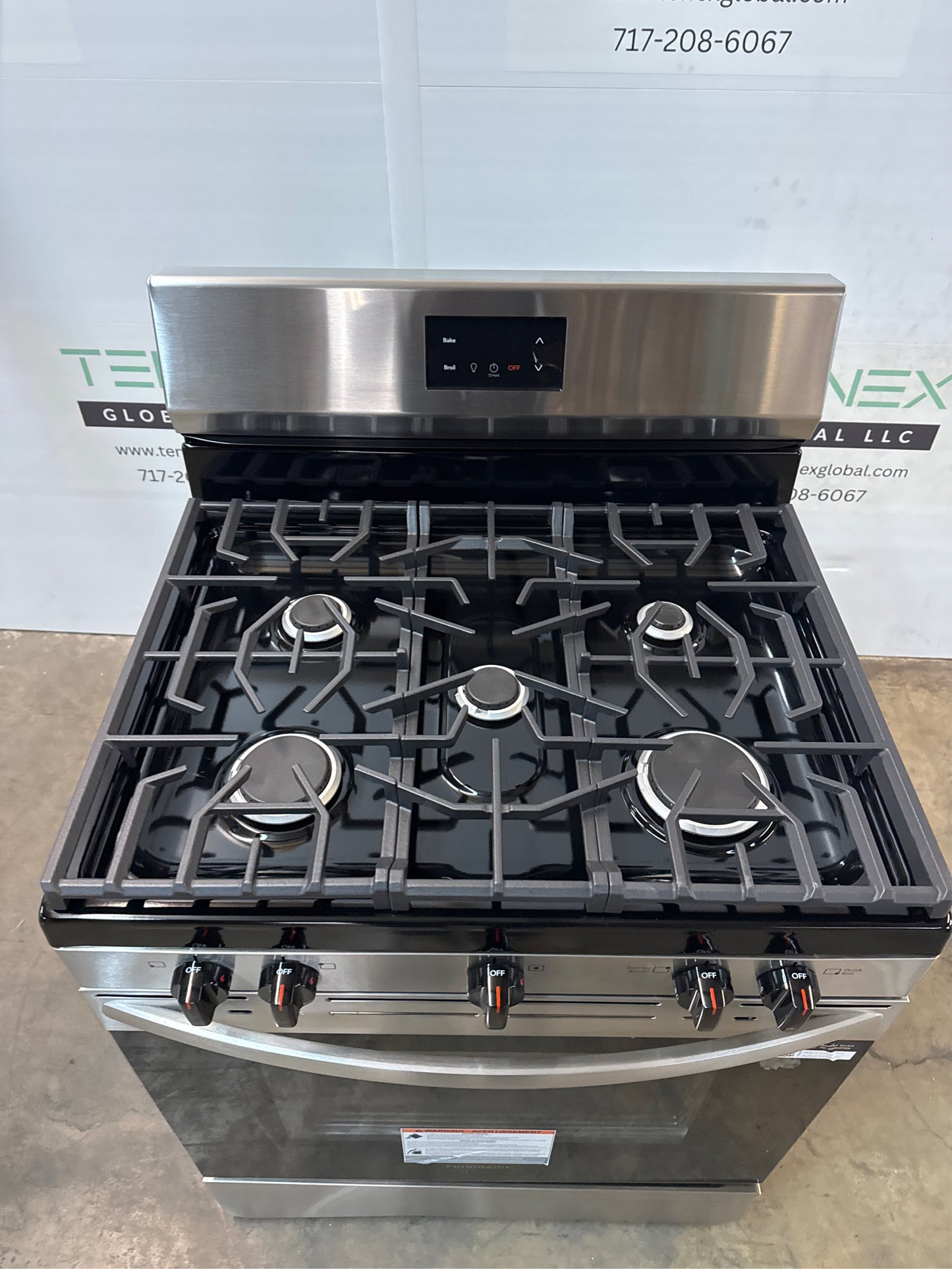 Frigidaire 30 in. 5-Burner Freestanding Gas Range (SS)